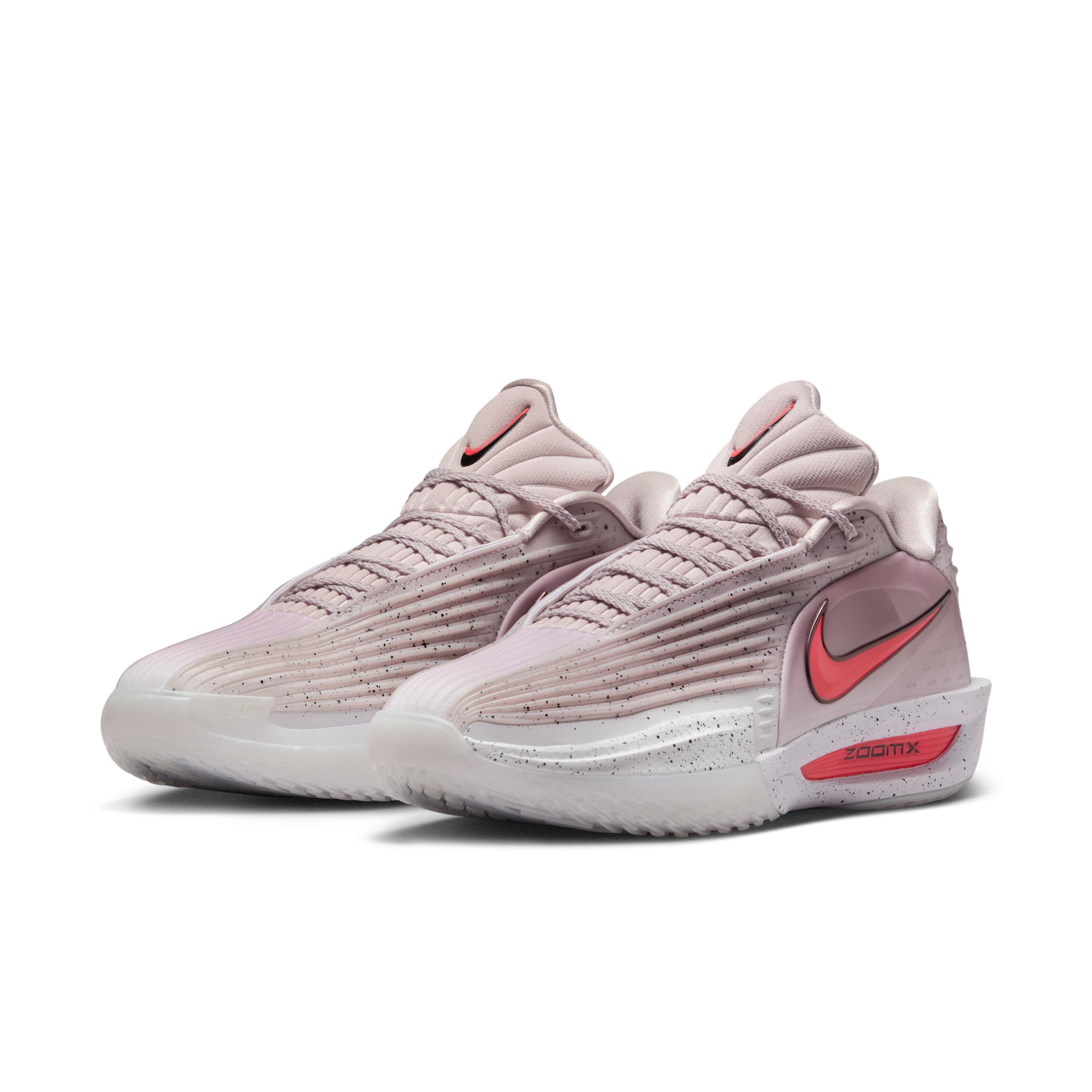 Nike Men's G.T. Cut 3 Turbo Basketball Shoes Product Image