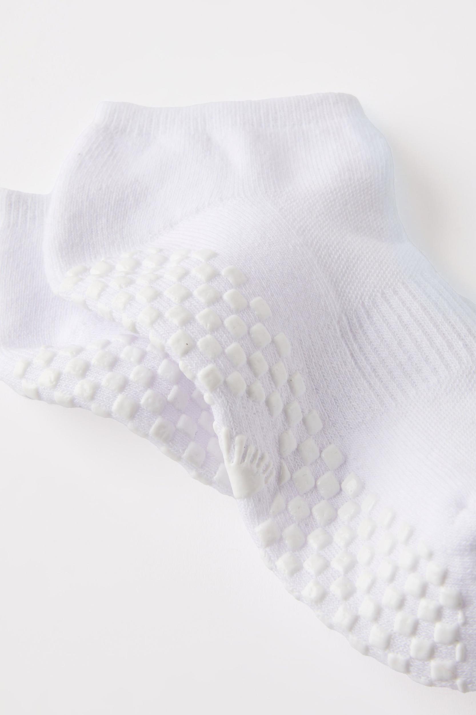 Performance Studio Sock Product Image
