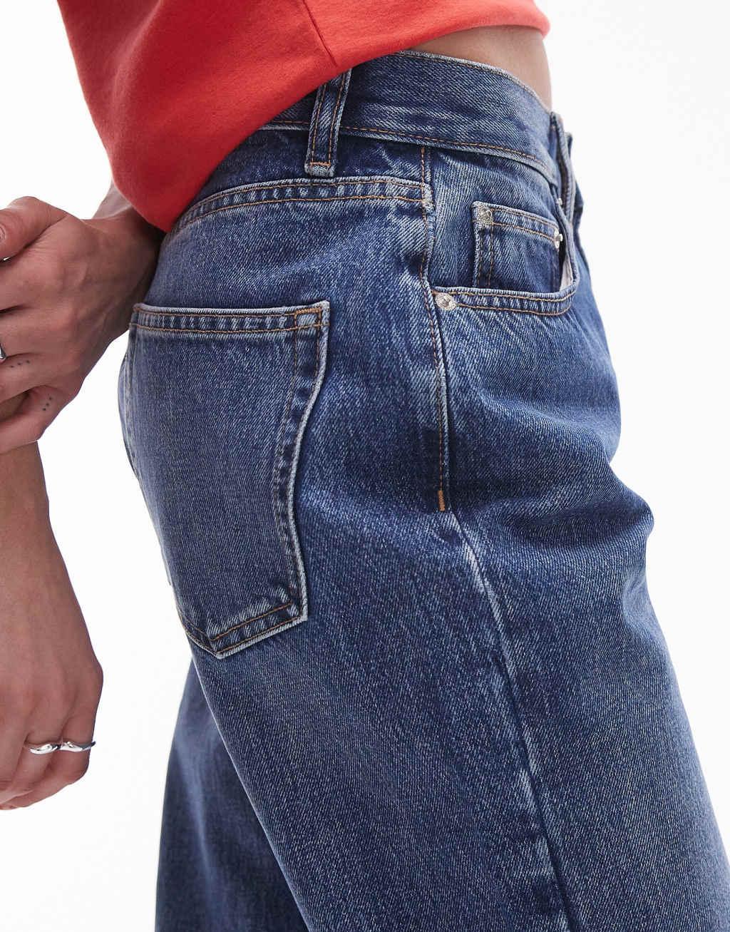 Topshop Kort high rise straight jean in mid blue Product Image