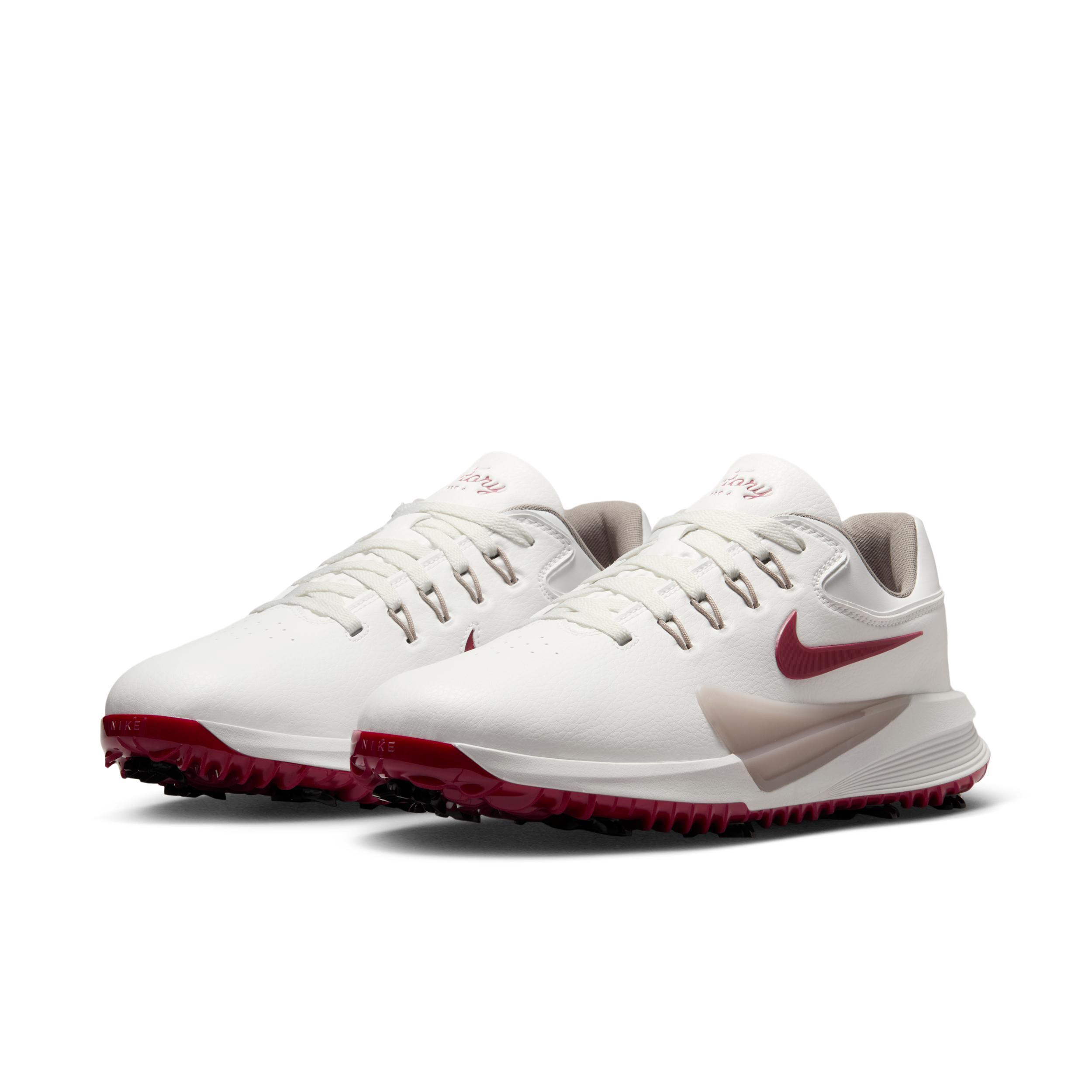 Nike Men's Victory Pro 4 Golf Shoes Product Image