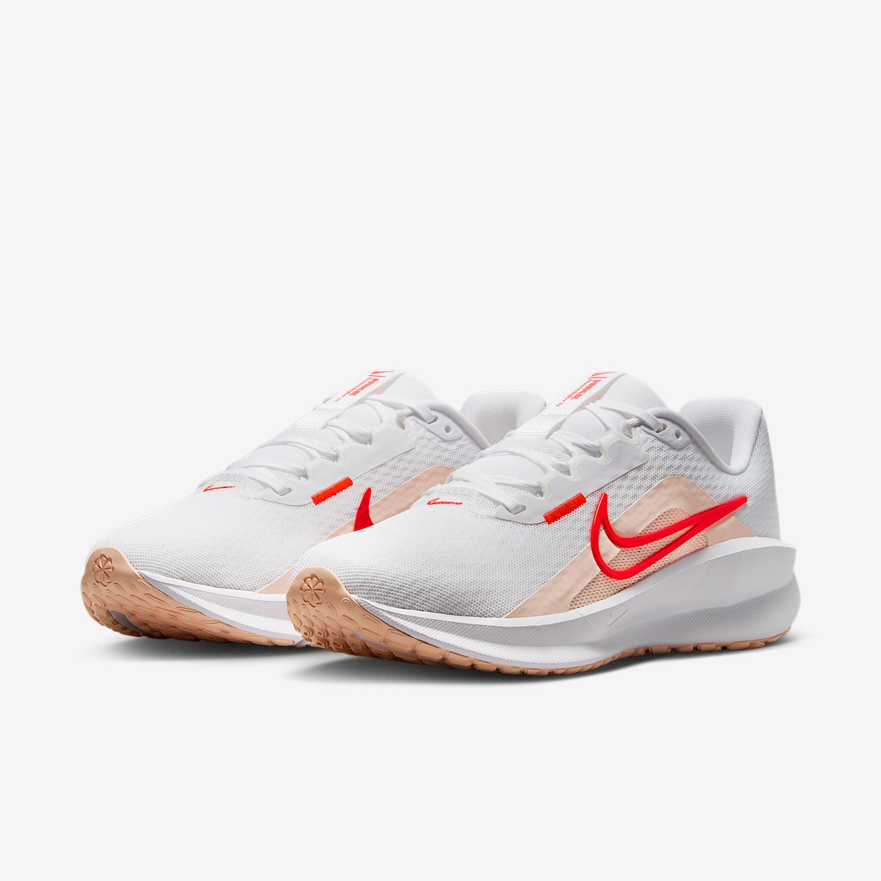 Nike Women's Downshifter 13 Road Running Shoes Product Image