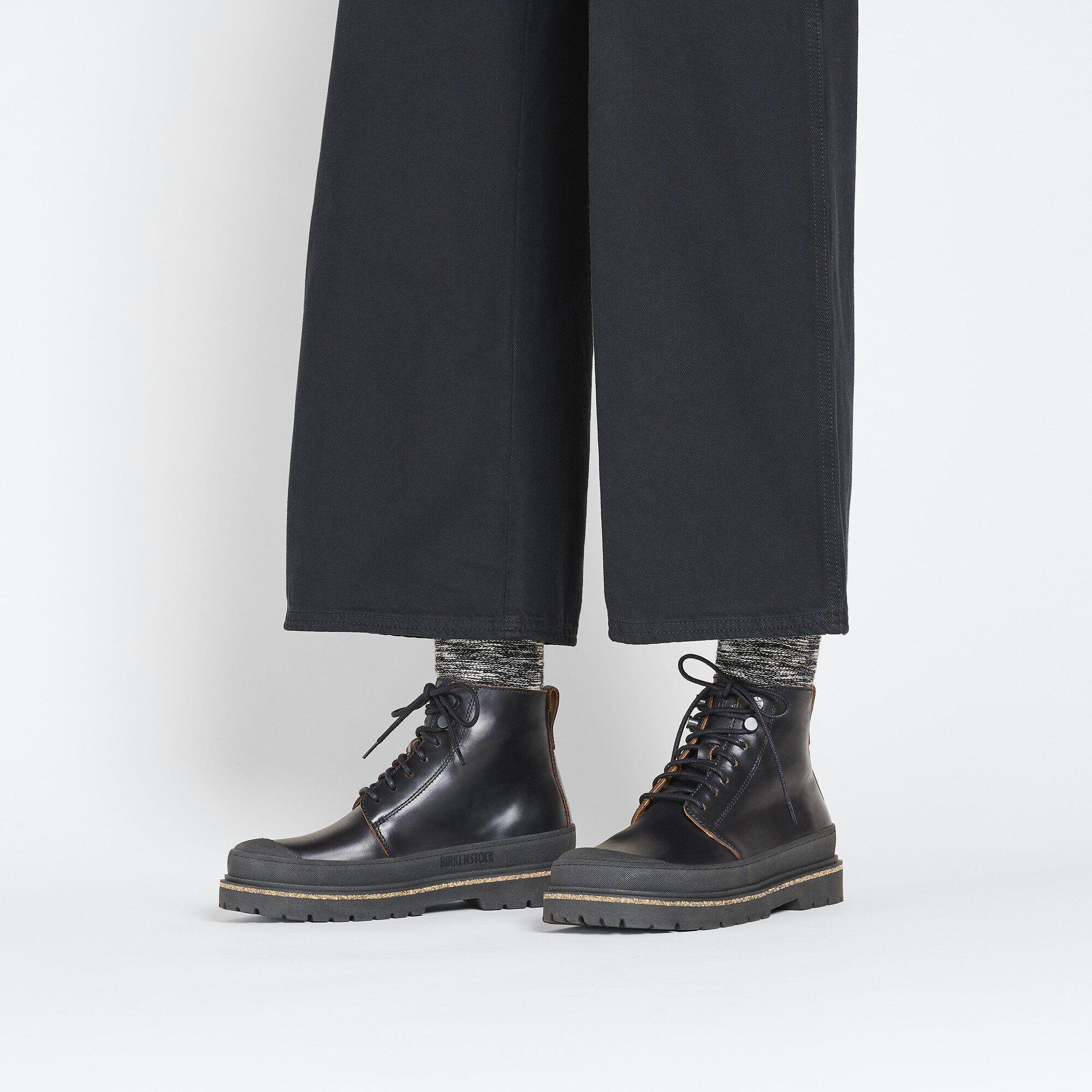 Prescott Women Waxy Leather Product Image