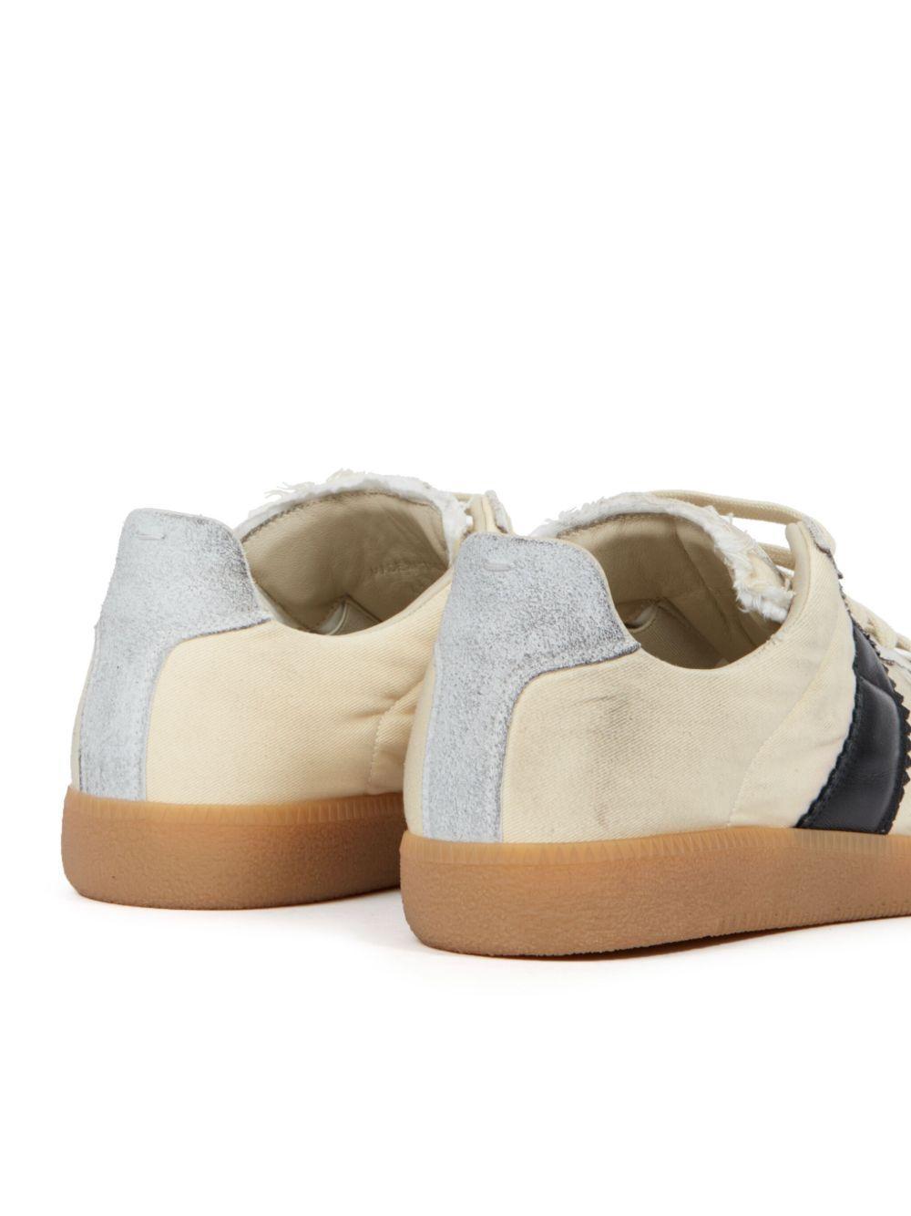 Replica sneakers Product Image