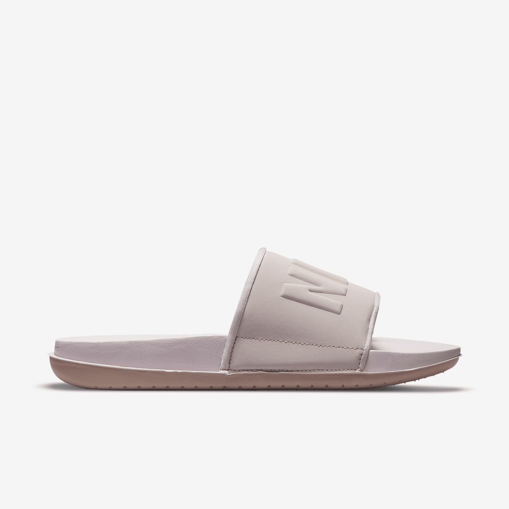 Nike Women's Offcourt Slides Product Image