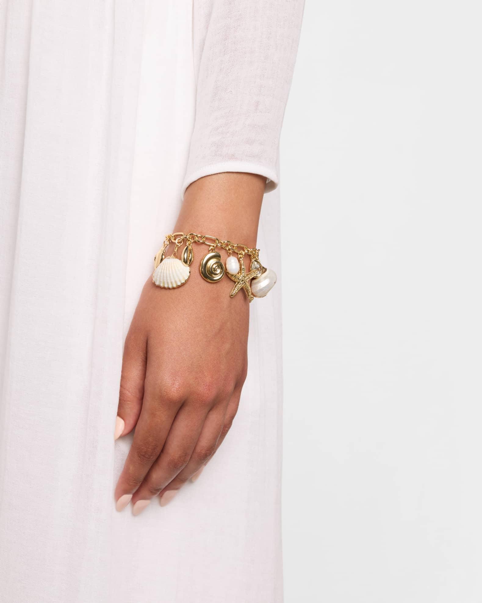 Linda Shell Bracelet  Product Image