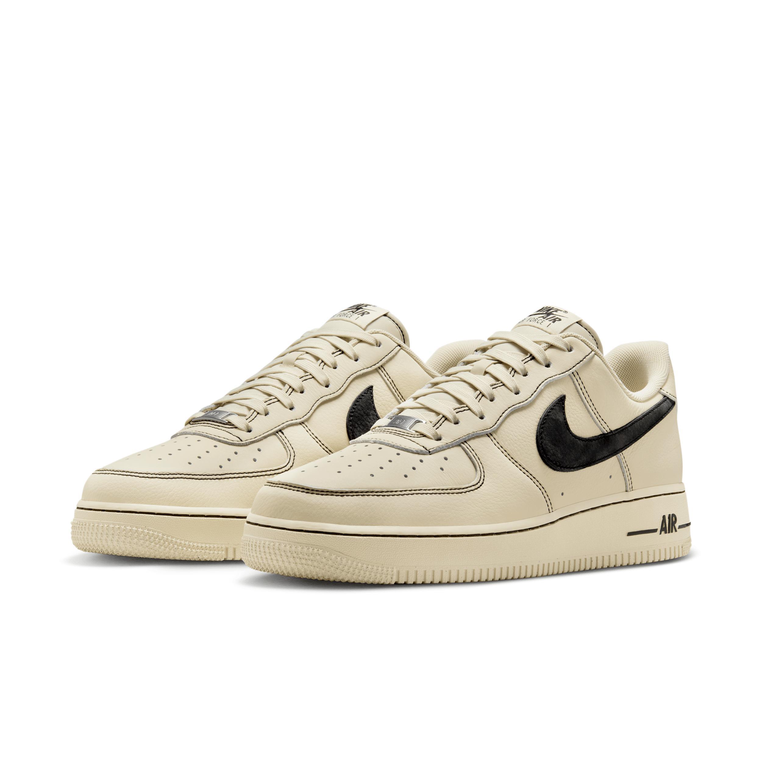 Nike Men's Air Force 1 '07 LV8 Shoes Product Image