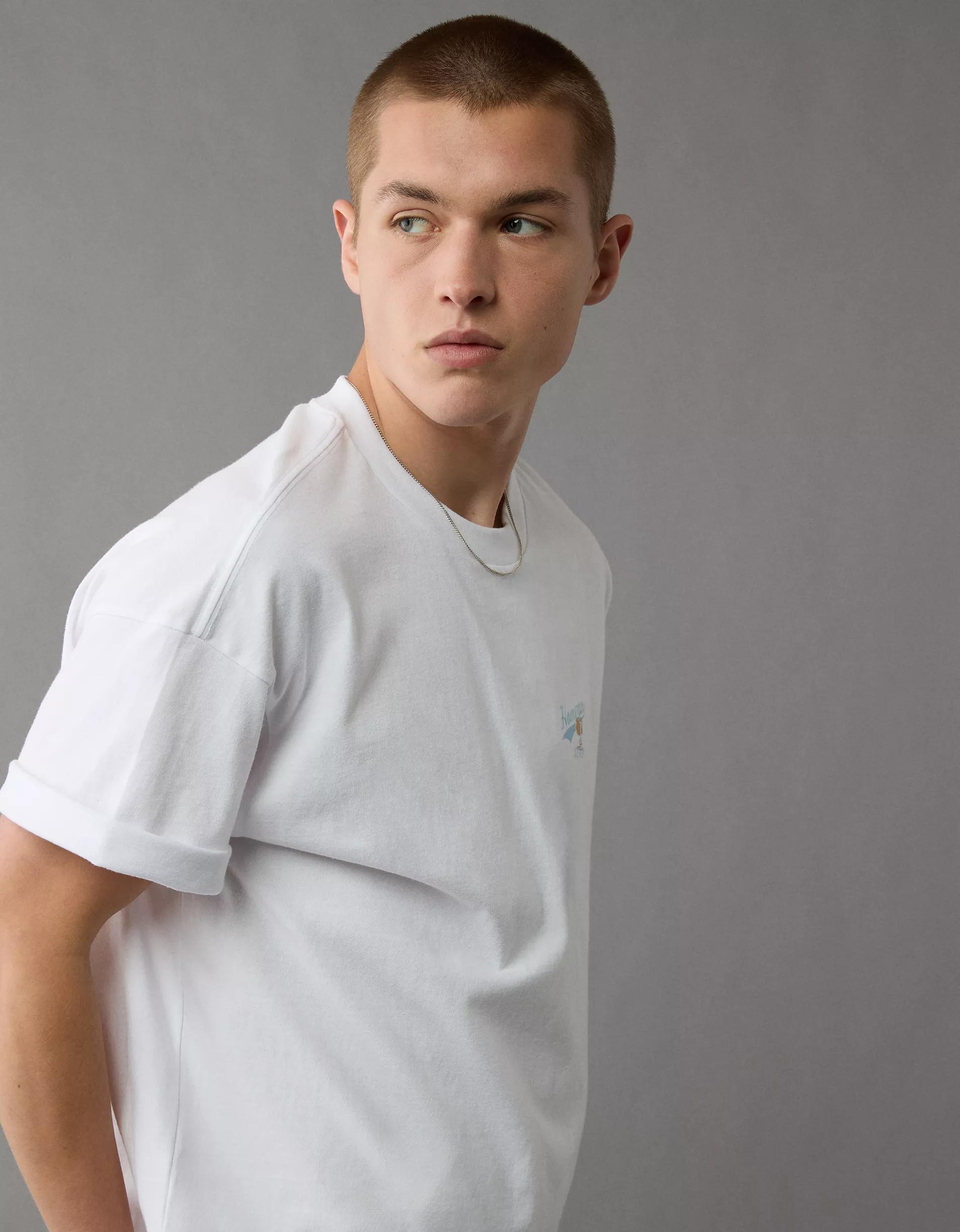AE Boxy Snoopy Graphic T-Shirt Product Image