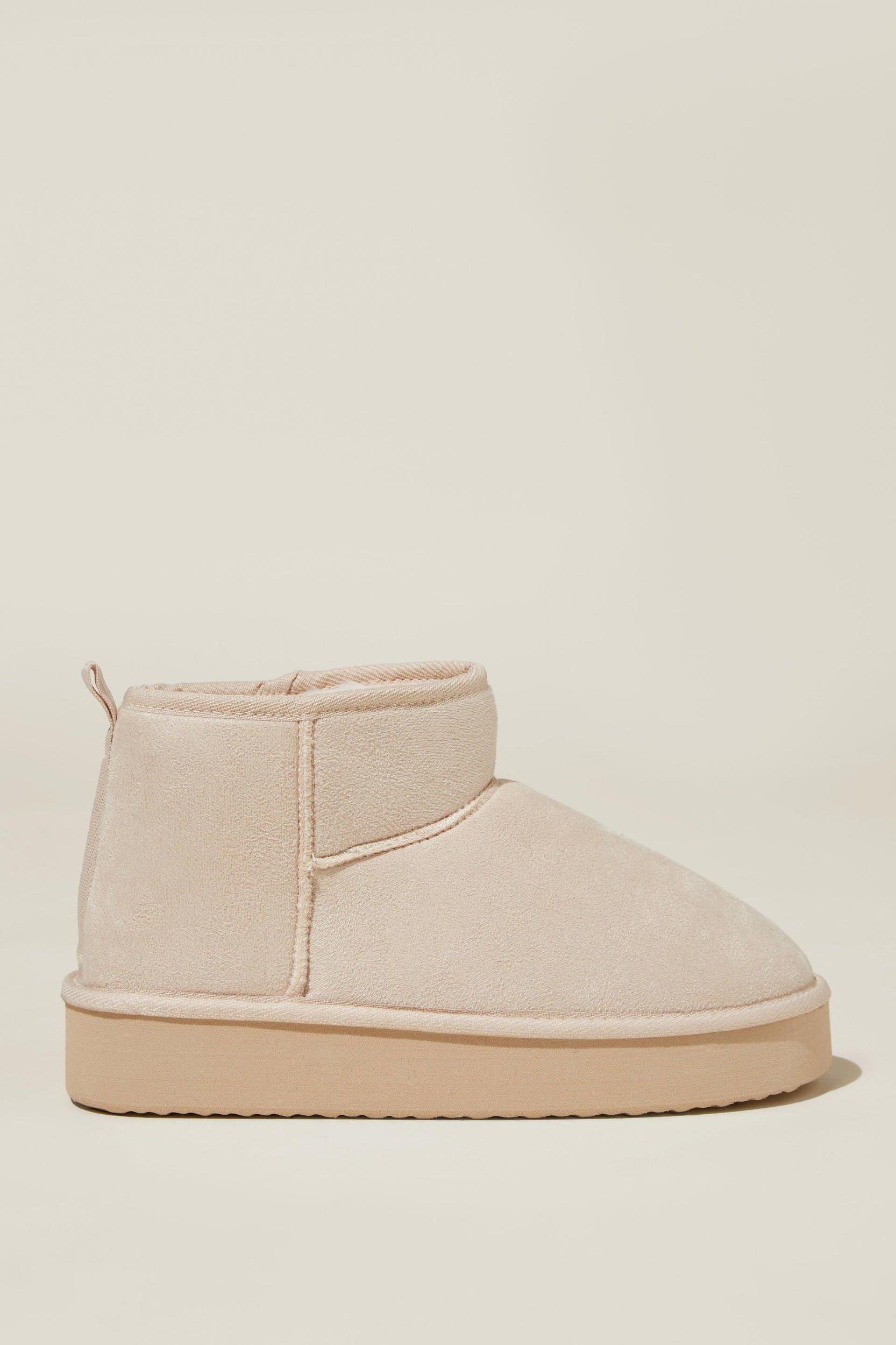 Platform Home Boot Product Image