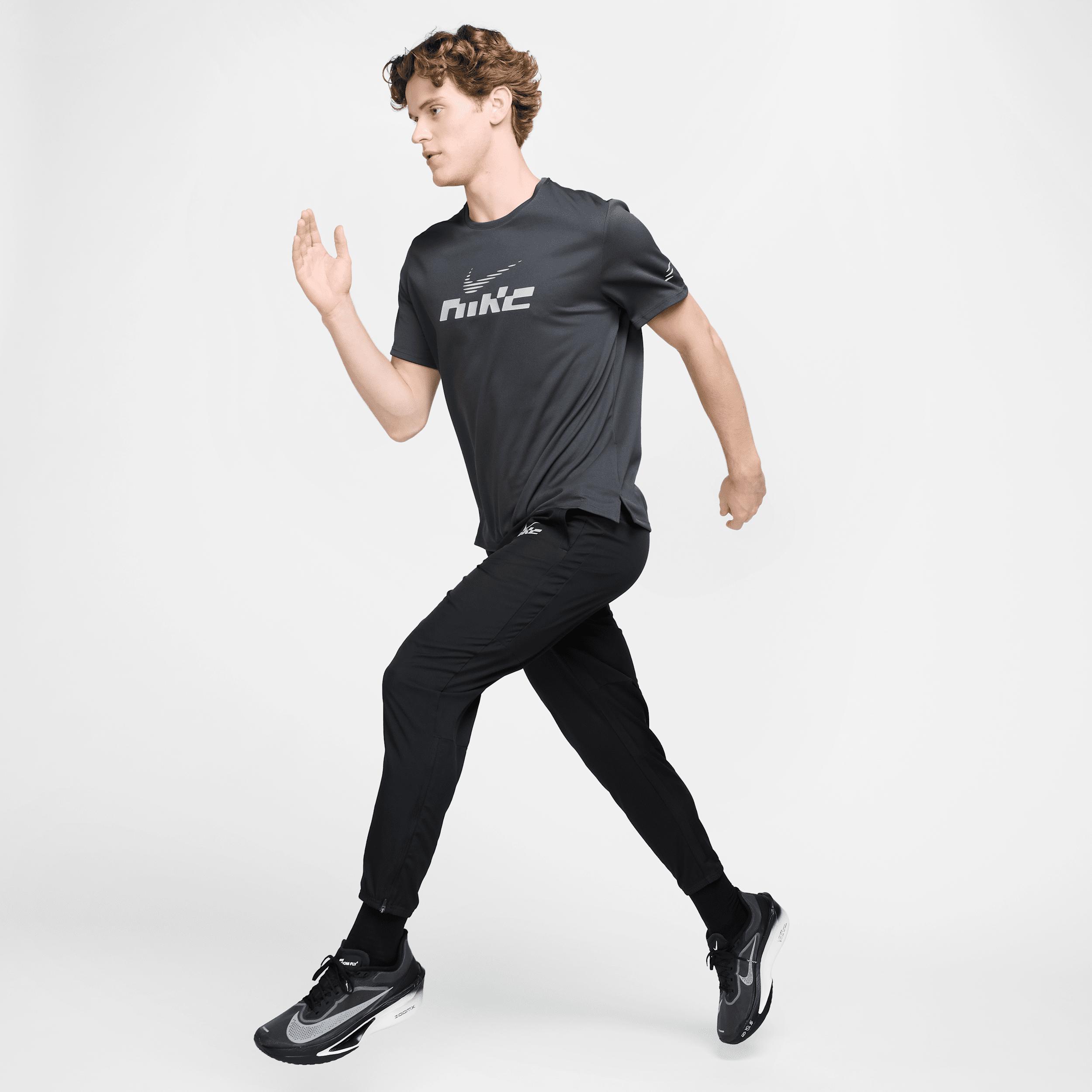 Nike Men's Challenger Flash Dri-FIT Woven Running Pants Product Image