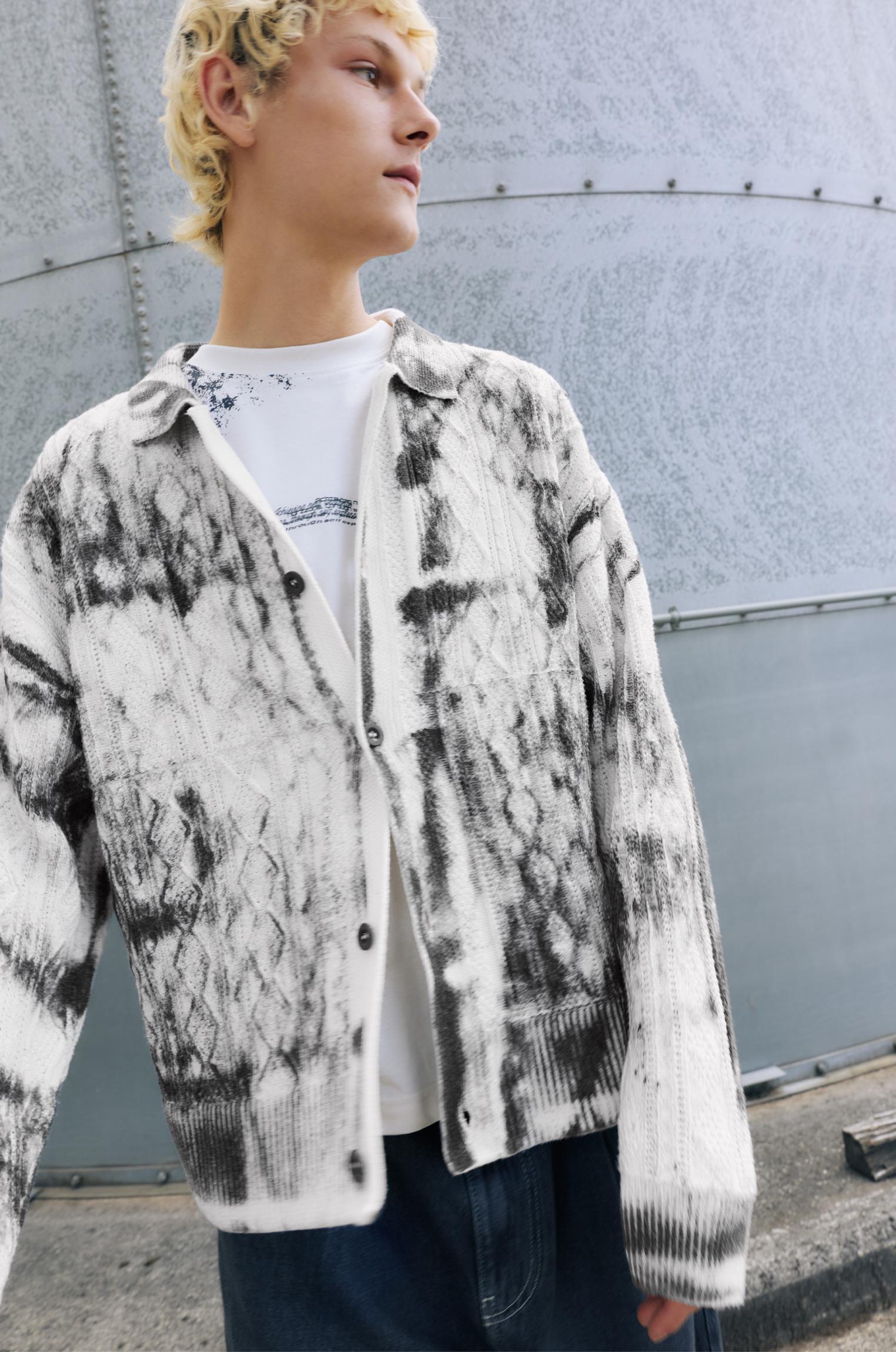 STWD Printed Cardigan Product Image