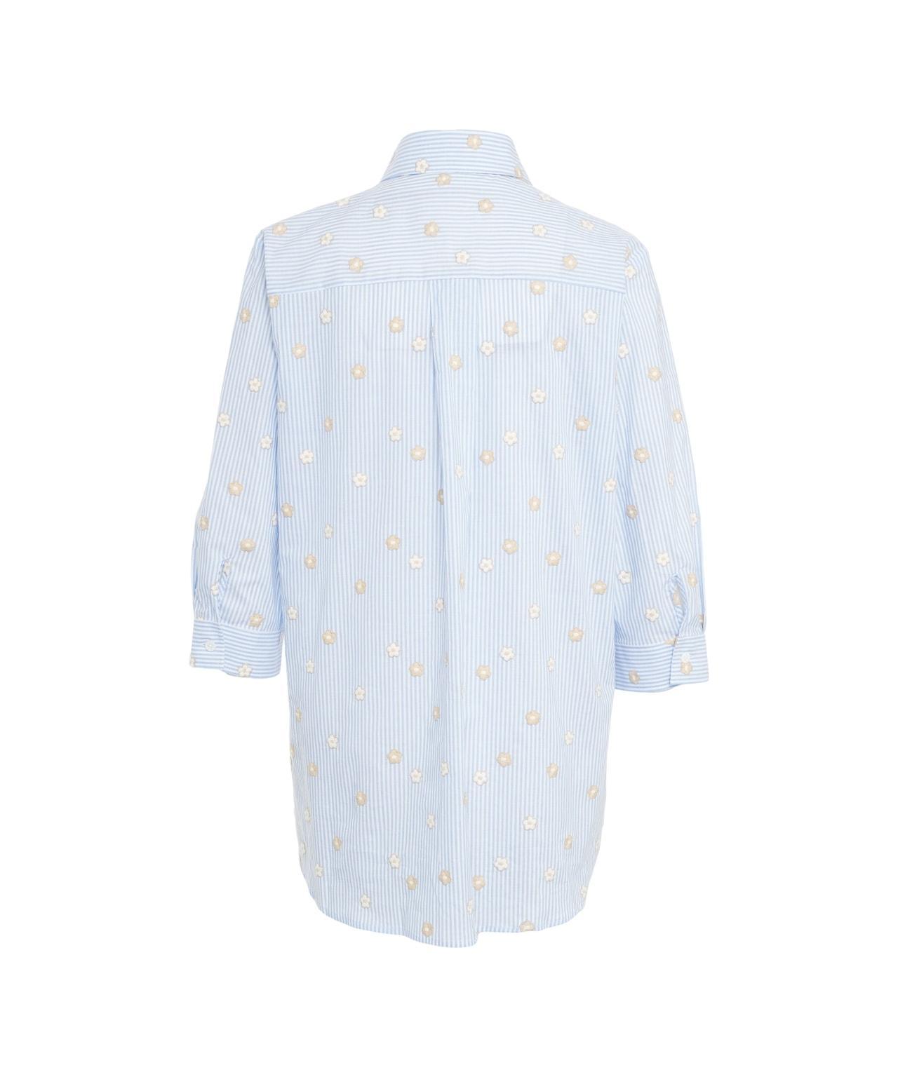 Blouse with flower embroidery Product Image
