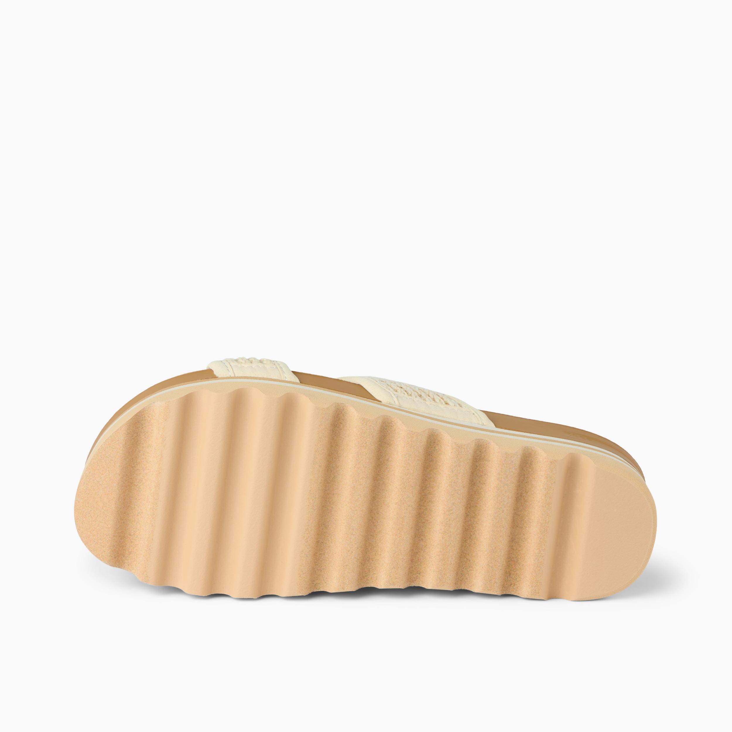 Cushion Vista Hi Female Product Image