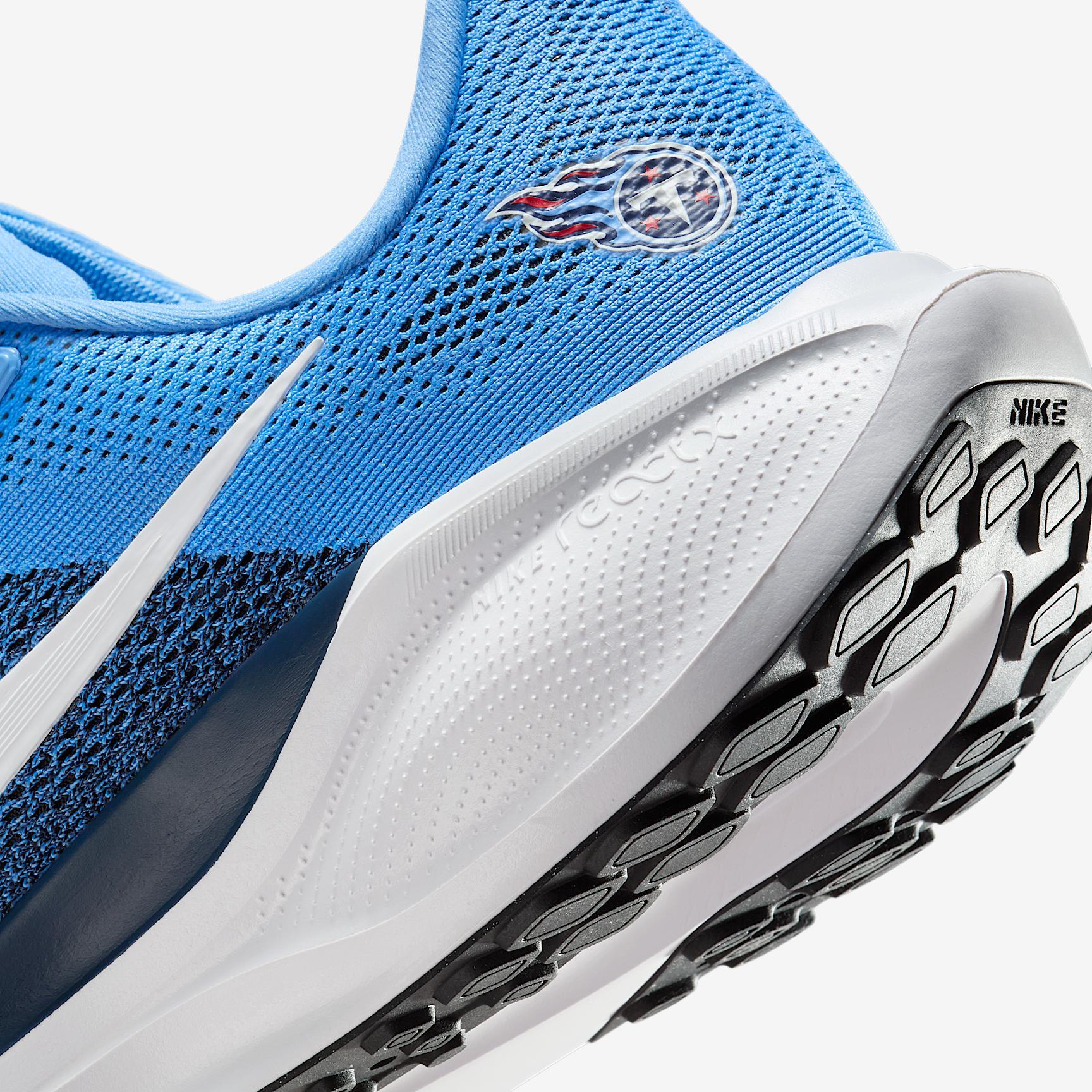 Tennessee Titans Pegasus 41 Men's Nike NFL Road Running Shoes Product Image