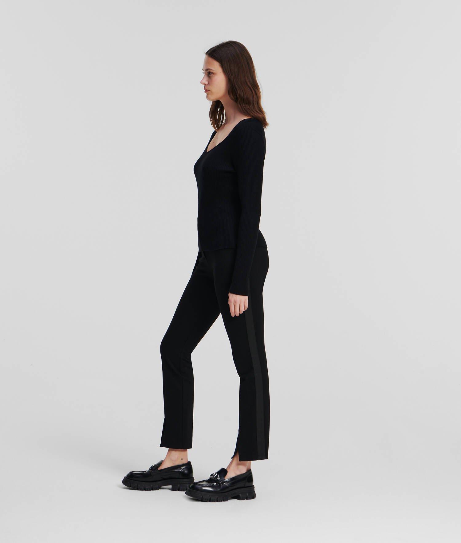 LONG-SLEEVED RIB KNIT TOP Product Image