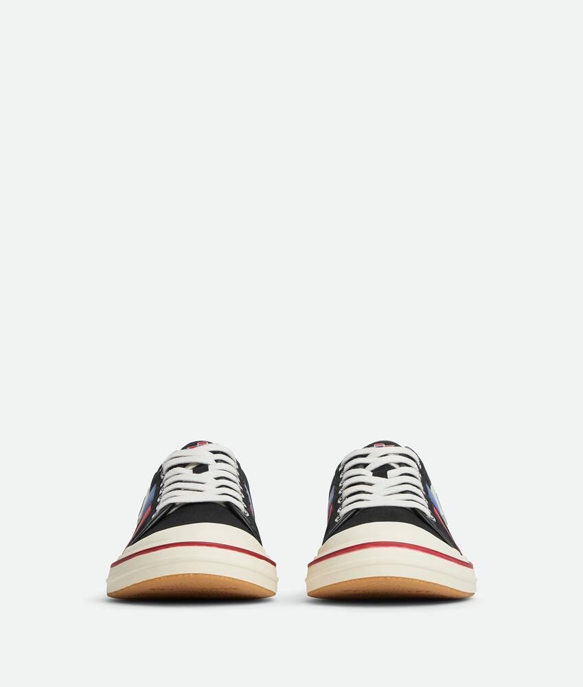 Women's Eliot Sneaker in Black Product Image
