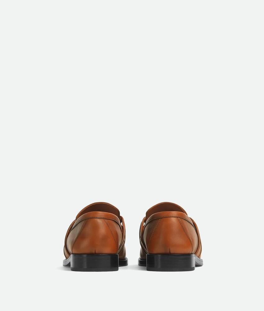 Women's Astaire Loafer in Light wood Product Image