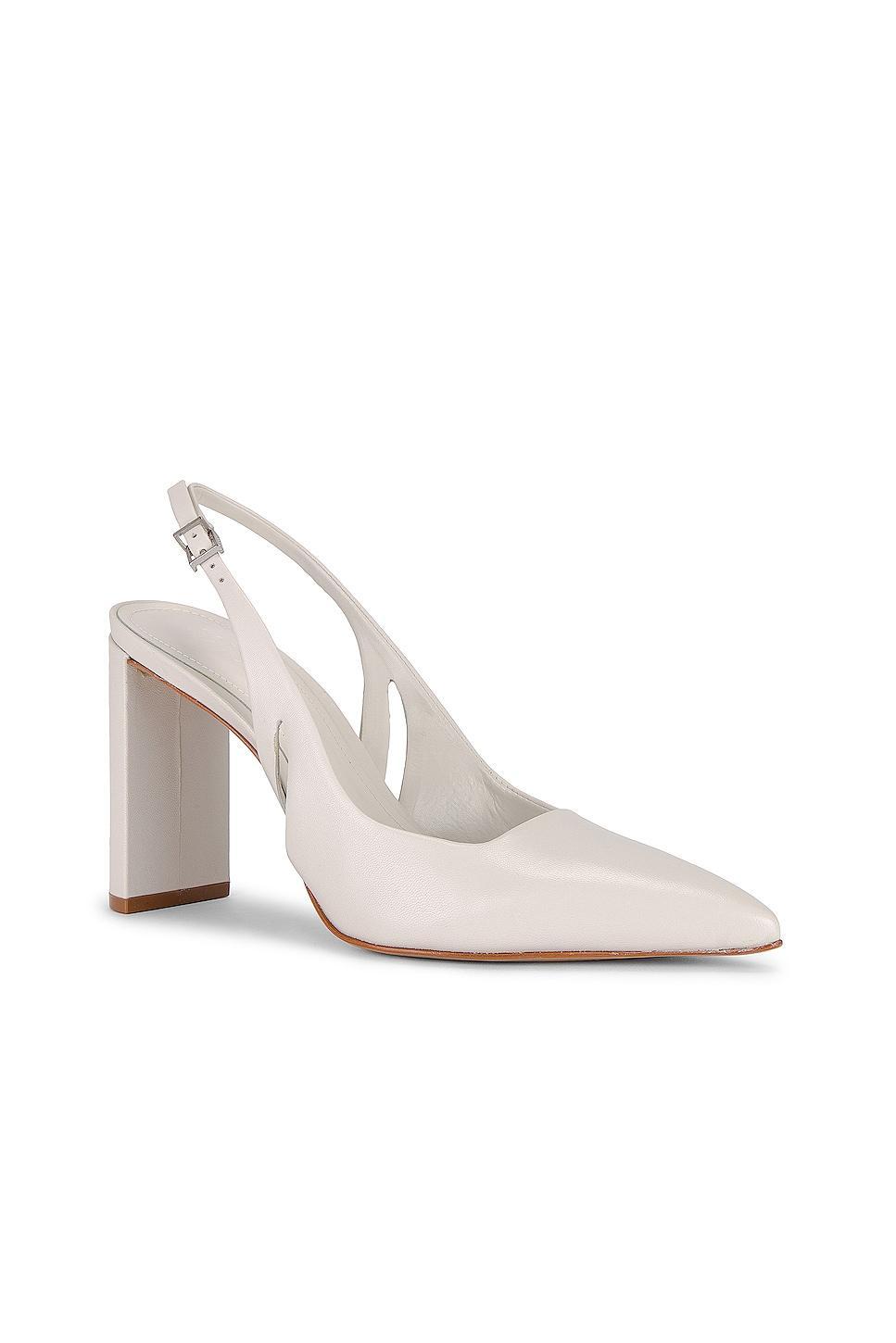 Blanche Pump Product Image