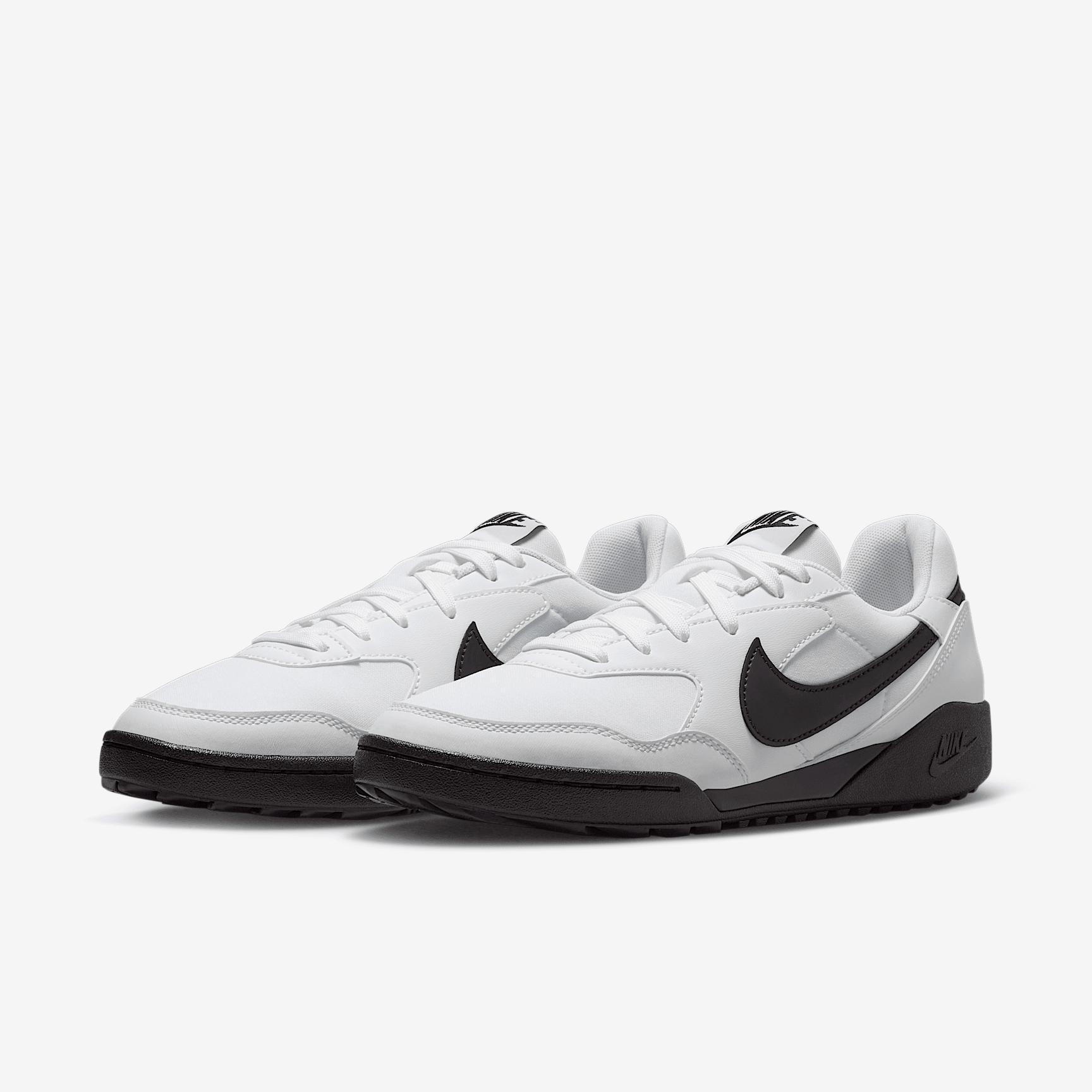 Nike Women's Terra Manta Shoes Product Image