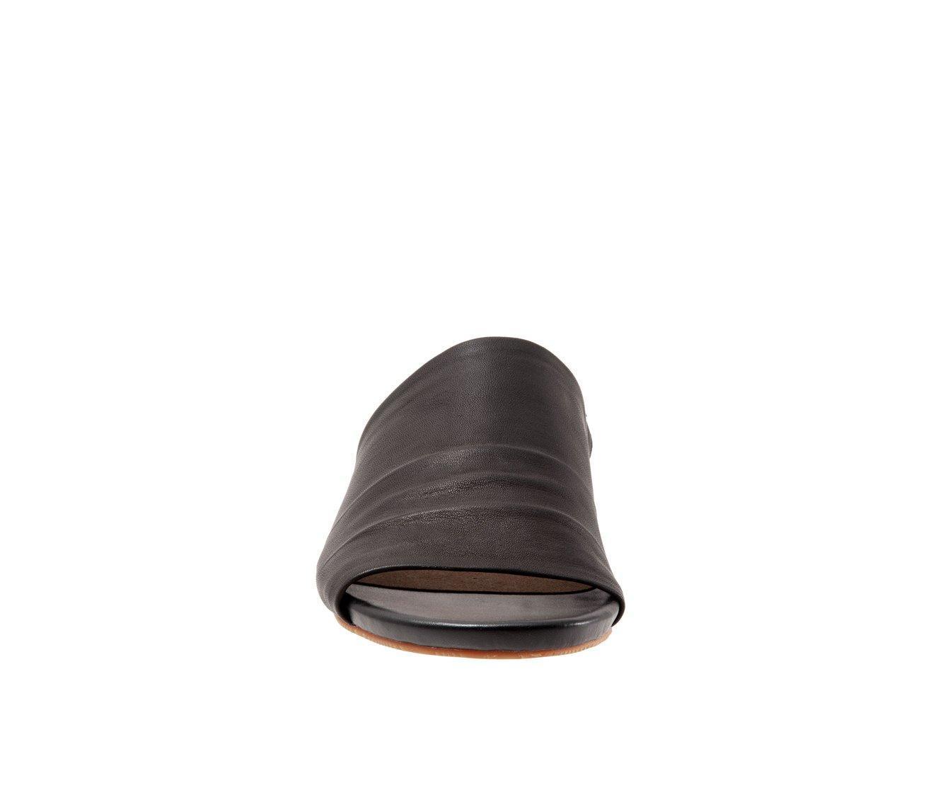Women's Softwalk Camano Sandals Product Image