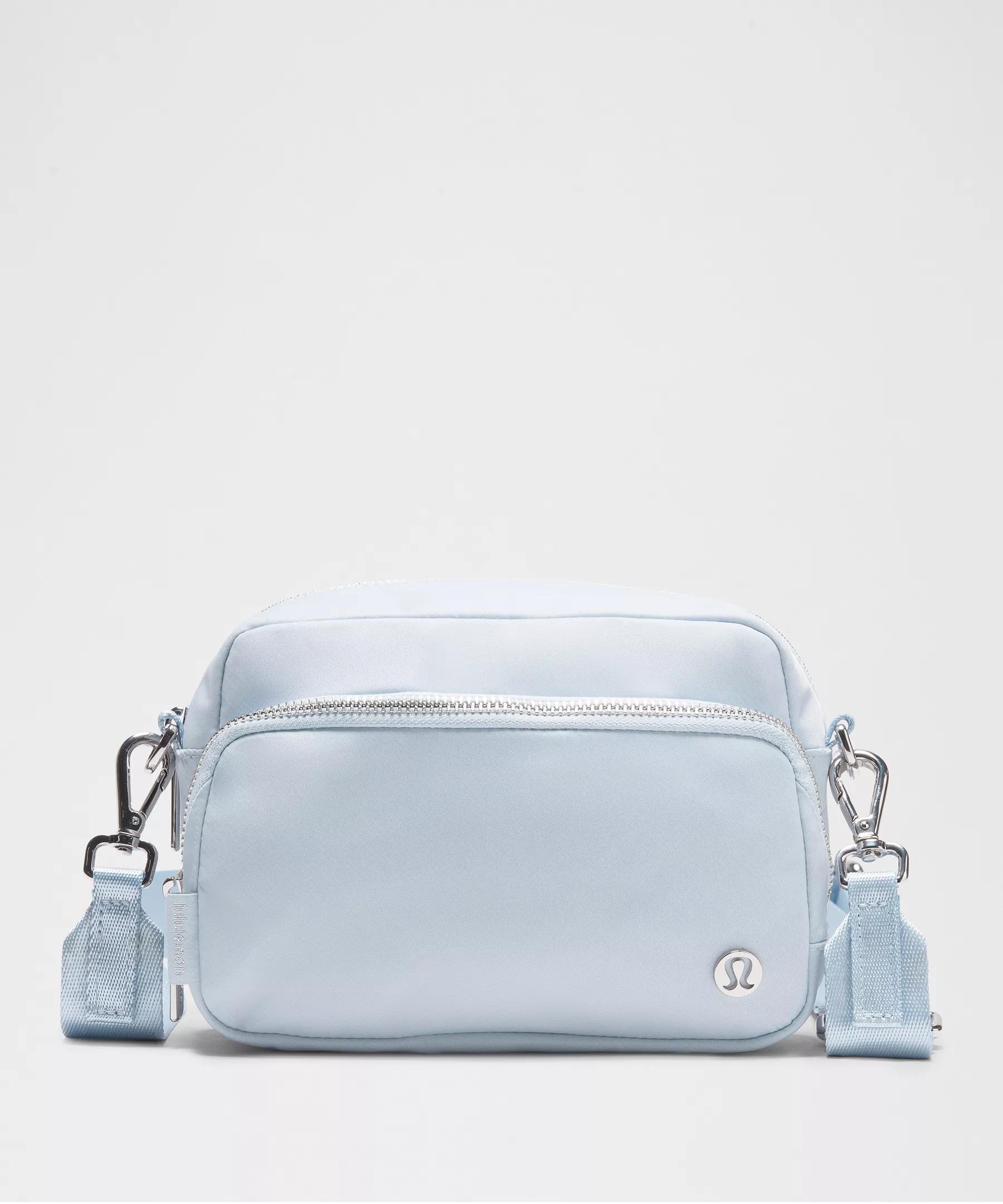 Everywhere Crossbody Bag 2L *Metal Hardware Product Image
