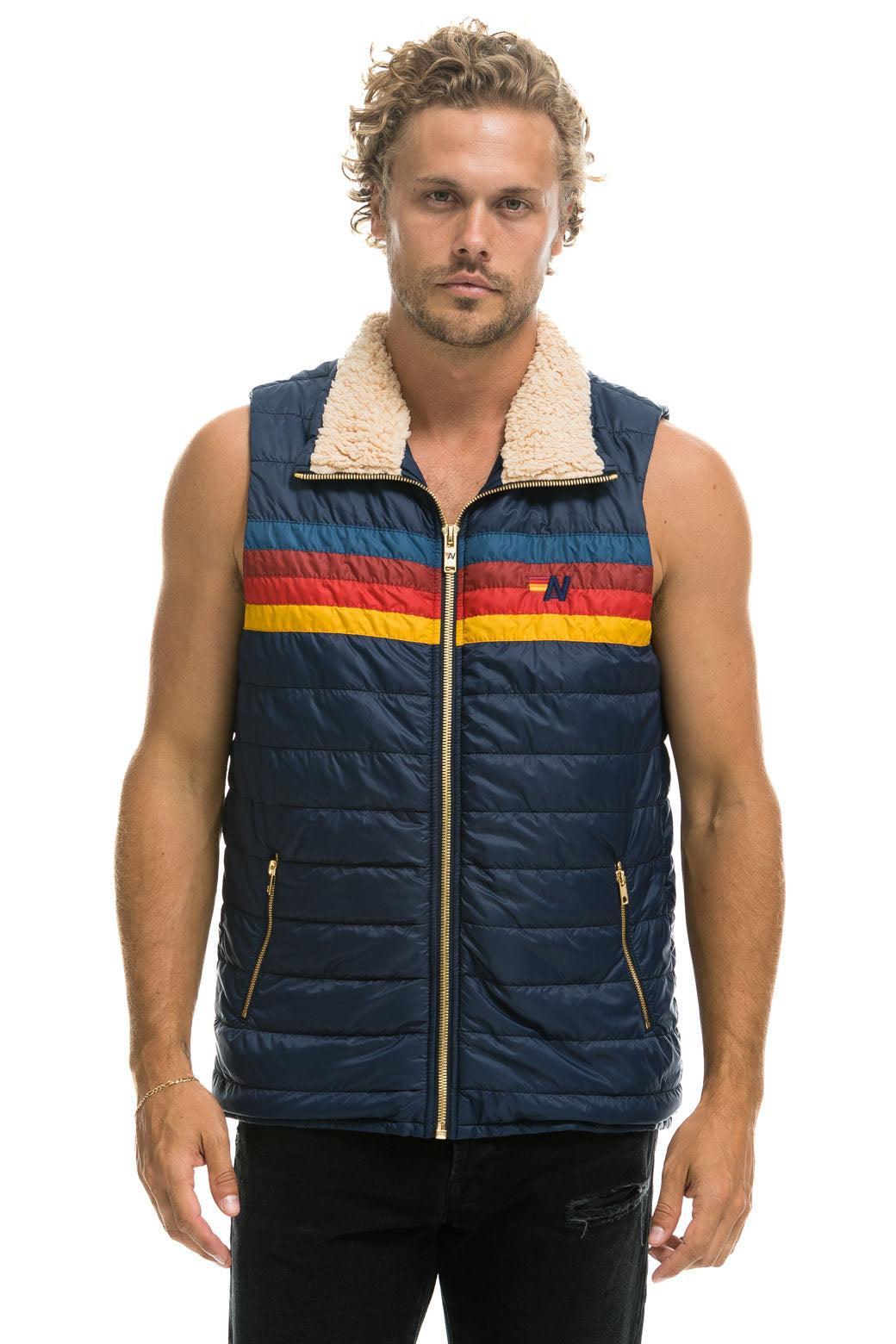 MEN'S 4 STRIPE VEST SHERPA - NAVY Male Product Image