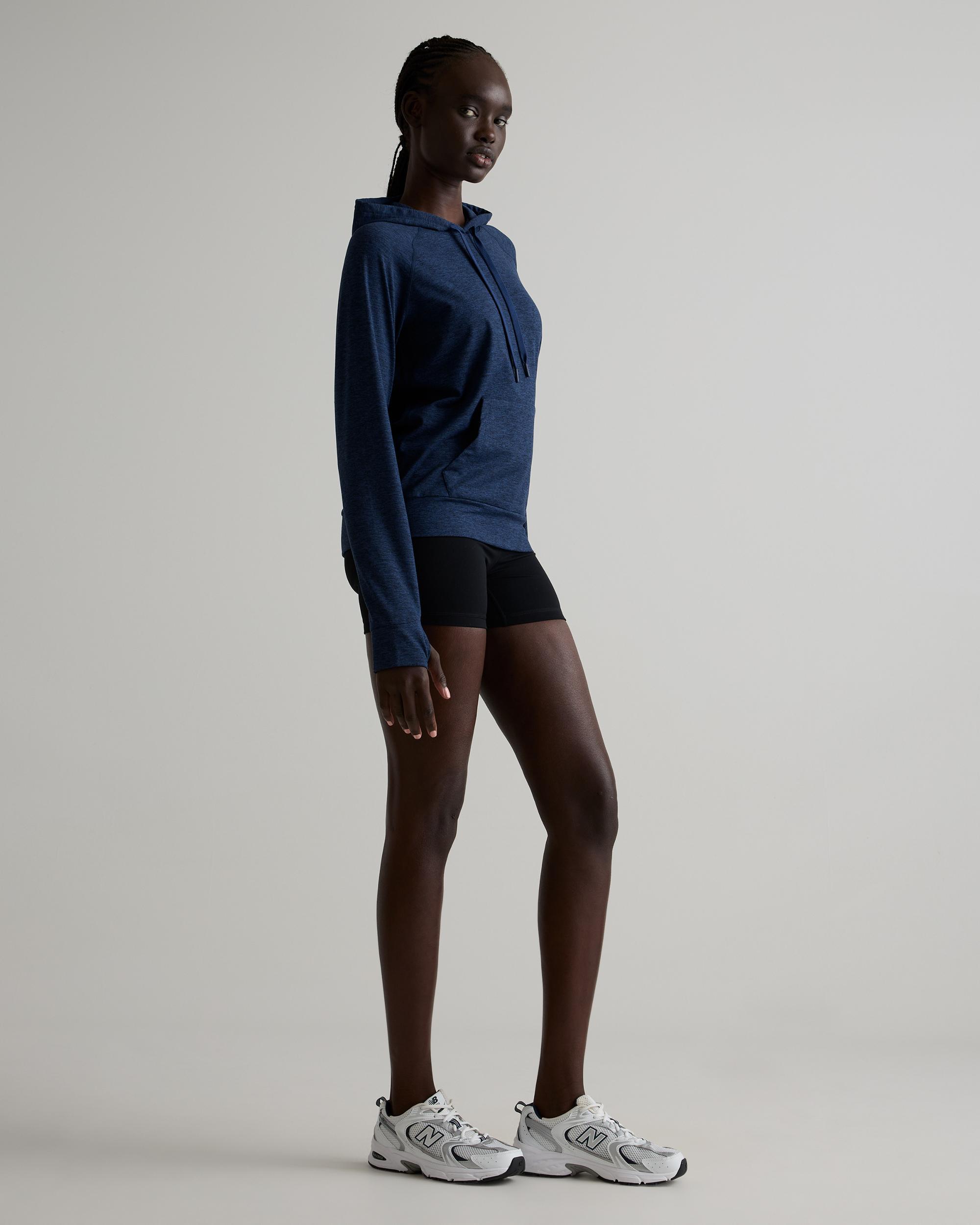 Quince | Women's Super Soft Performance Pullover Hoodie in Navy, Flowknit Activewear, Size XL, Recycled Polyester Product Image