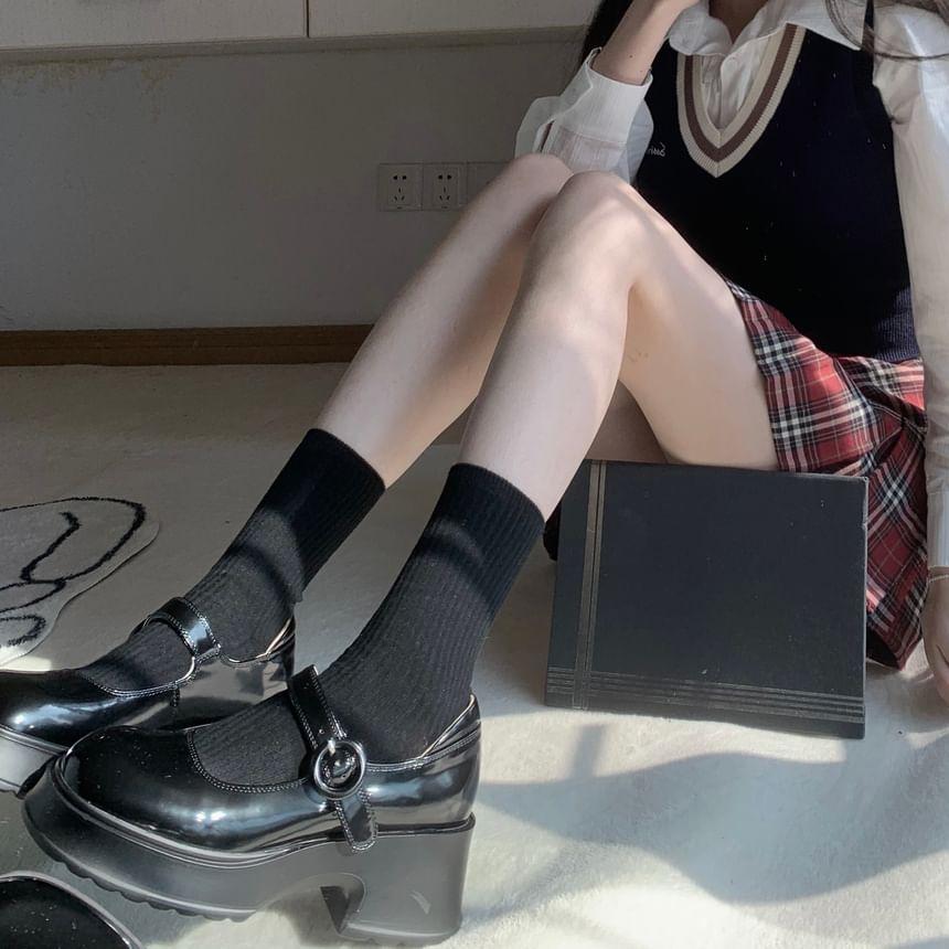 Plain Ribbed Socks Product Image