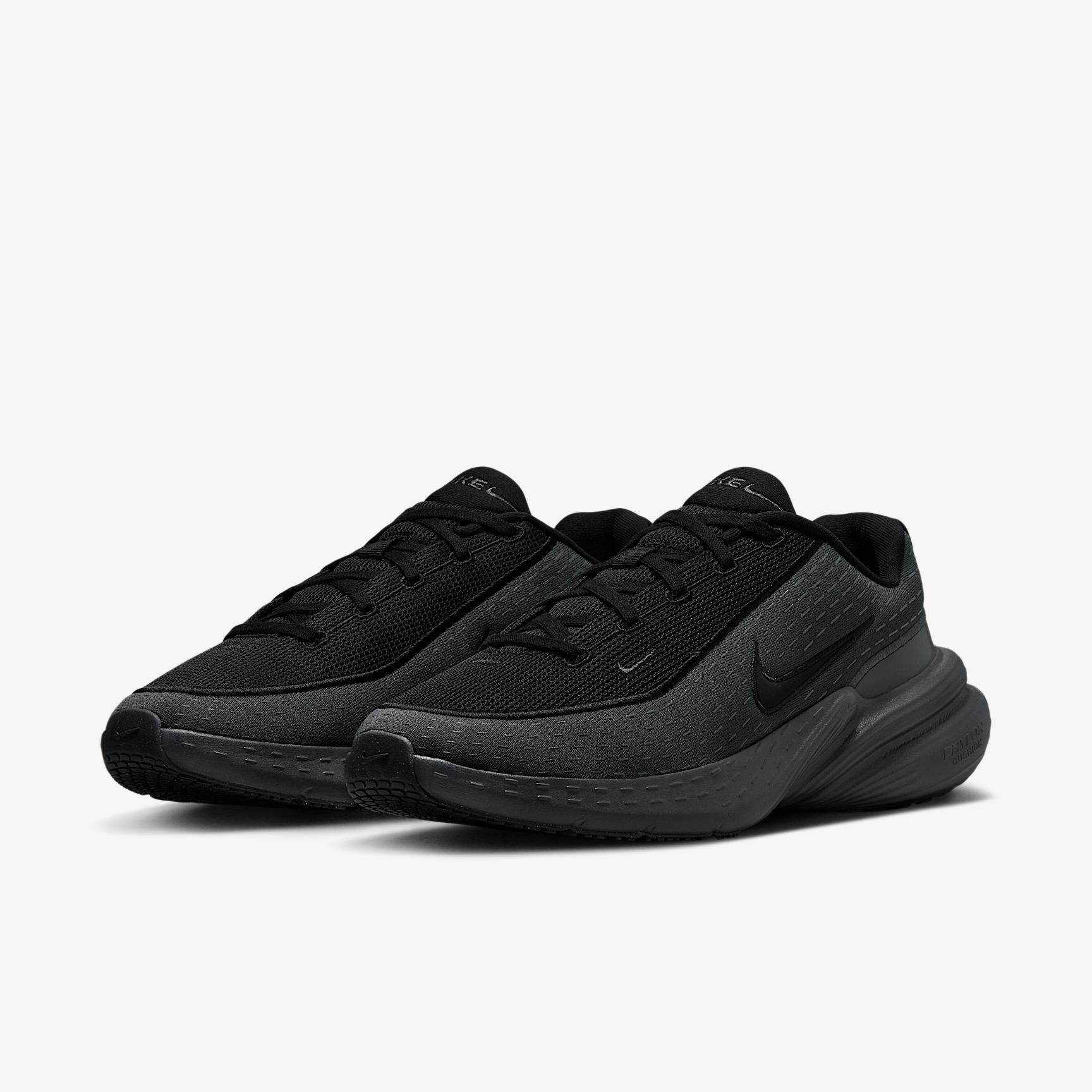 Nike Men's Uplift SC Shoes Product Image