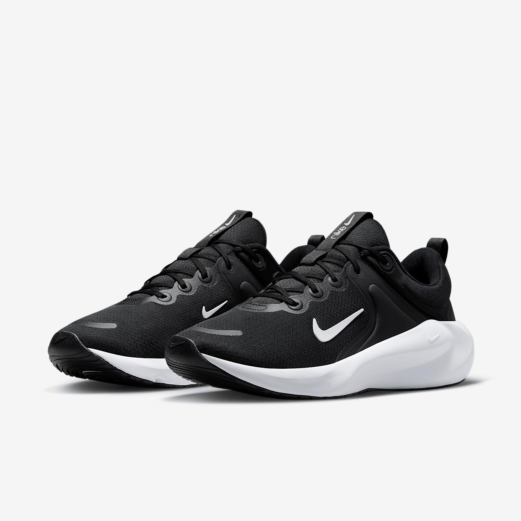 Nike Women's In-Season TR 14 Workout Shoes Product Image
