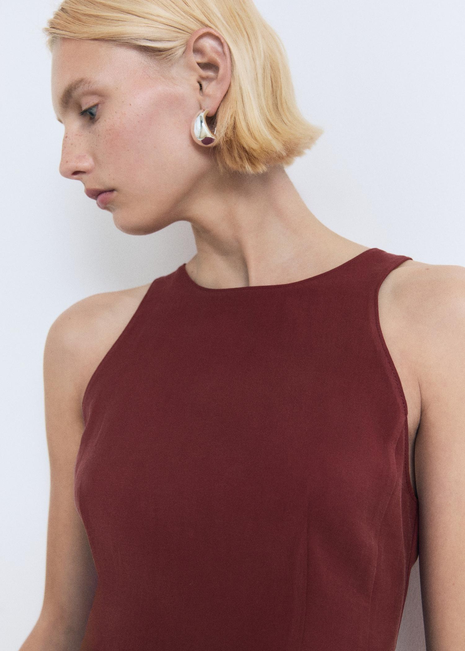 Fitted halter top - Women | MANGO USA Product Image