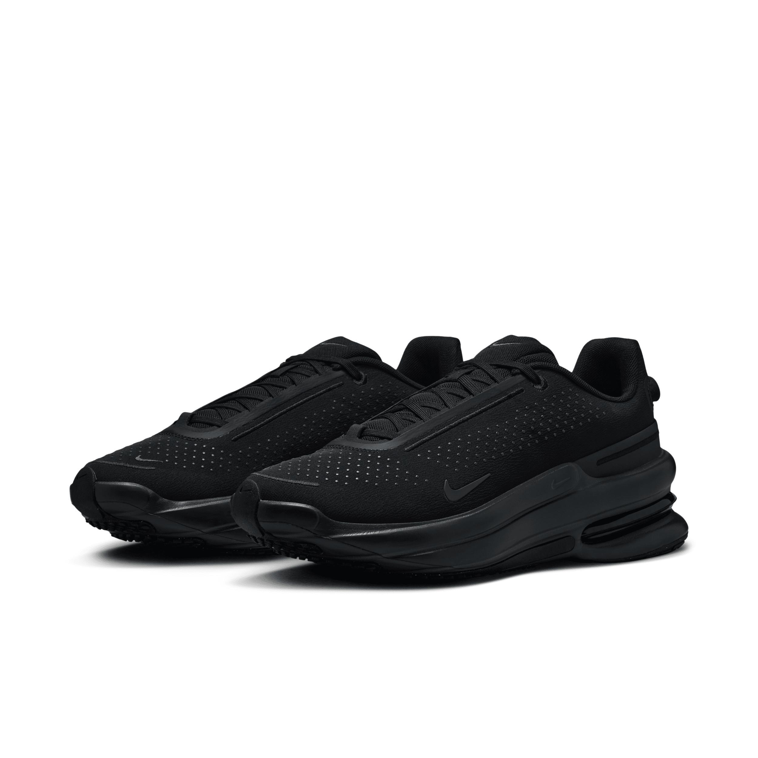Nike Men's Air Zoom Upturn SC Shoes Product Image