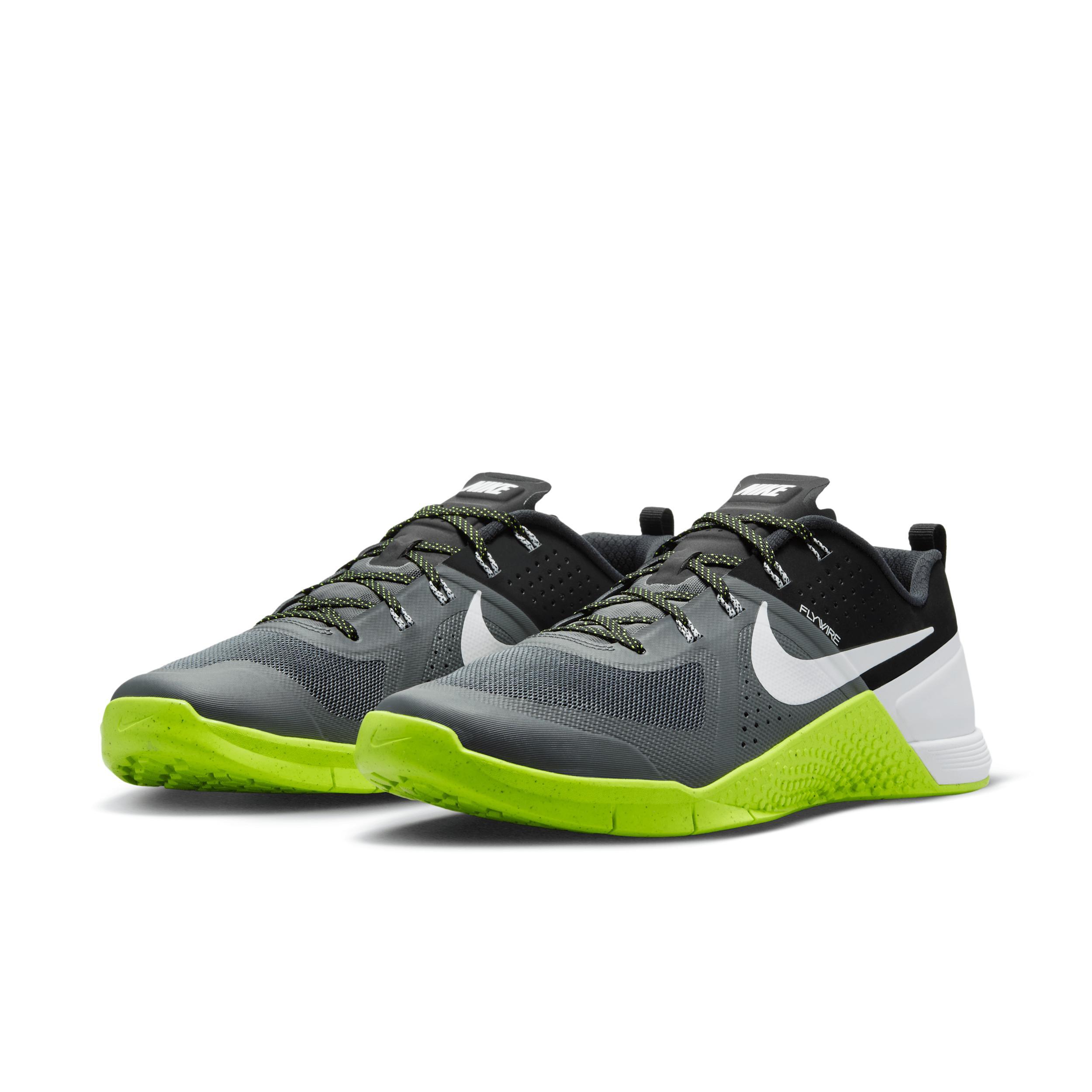Nike Men's Metcon 1 OG Workout Shoes Product Image