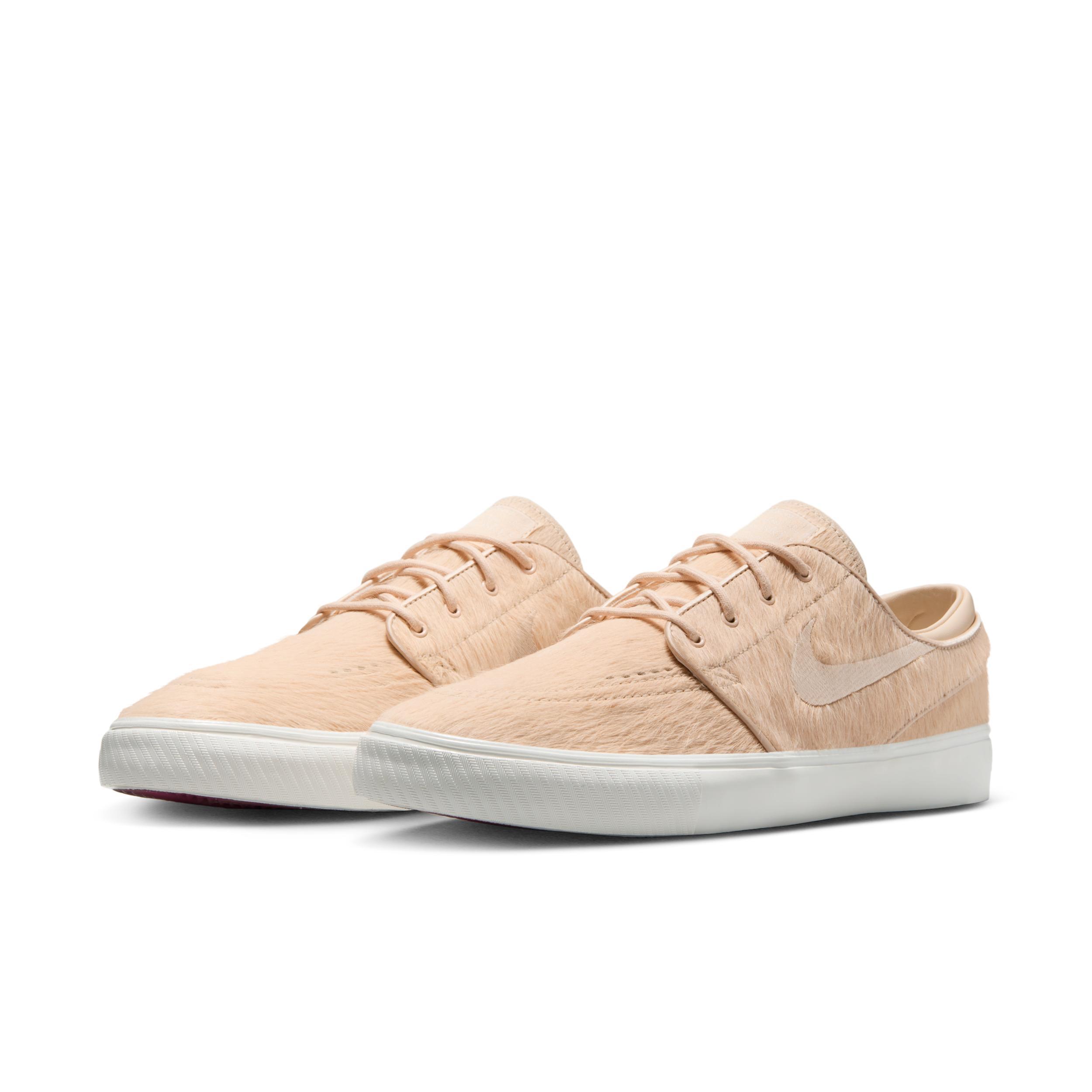 Nike SB Zoom Janoski OG+ SE Skate Shoes Product Image