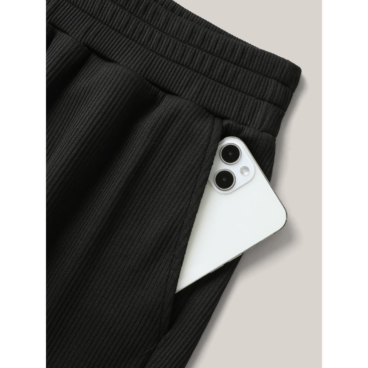 Plus Size Textured Straight-Fit Pull-On Shorts Women Black Casual Texture Wide Leg Everyday-Casual Shorts BloomChic 12/L Product Image