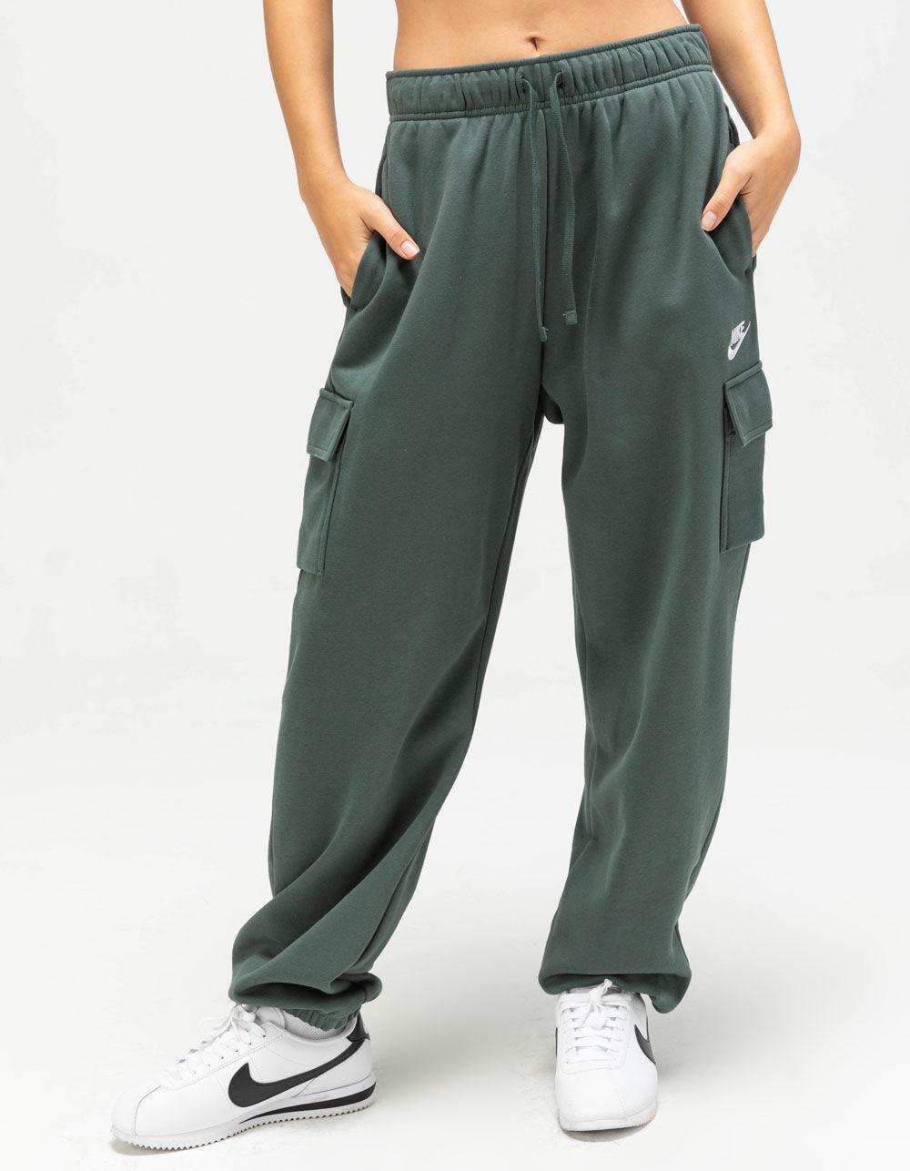 NIKE Sportswear Essentials Club Fleece Womens Cargo Sweatpants Product Image