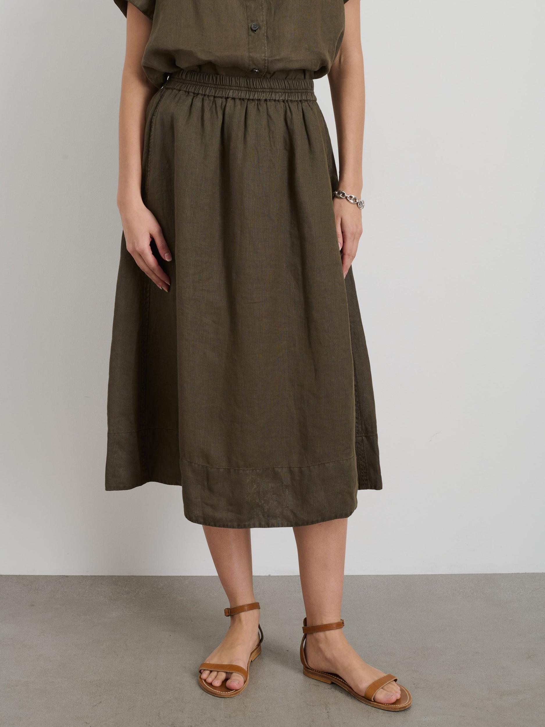 Maddie Skirt in Linen Product Image