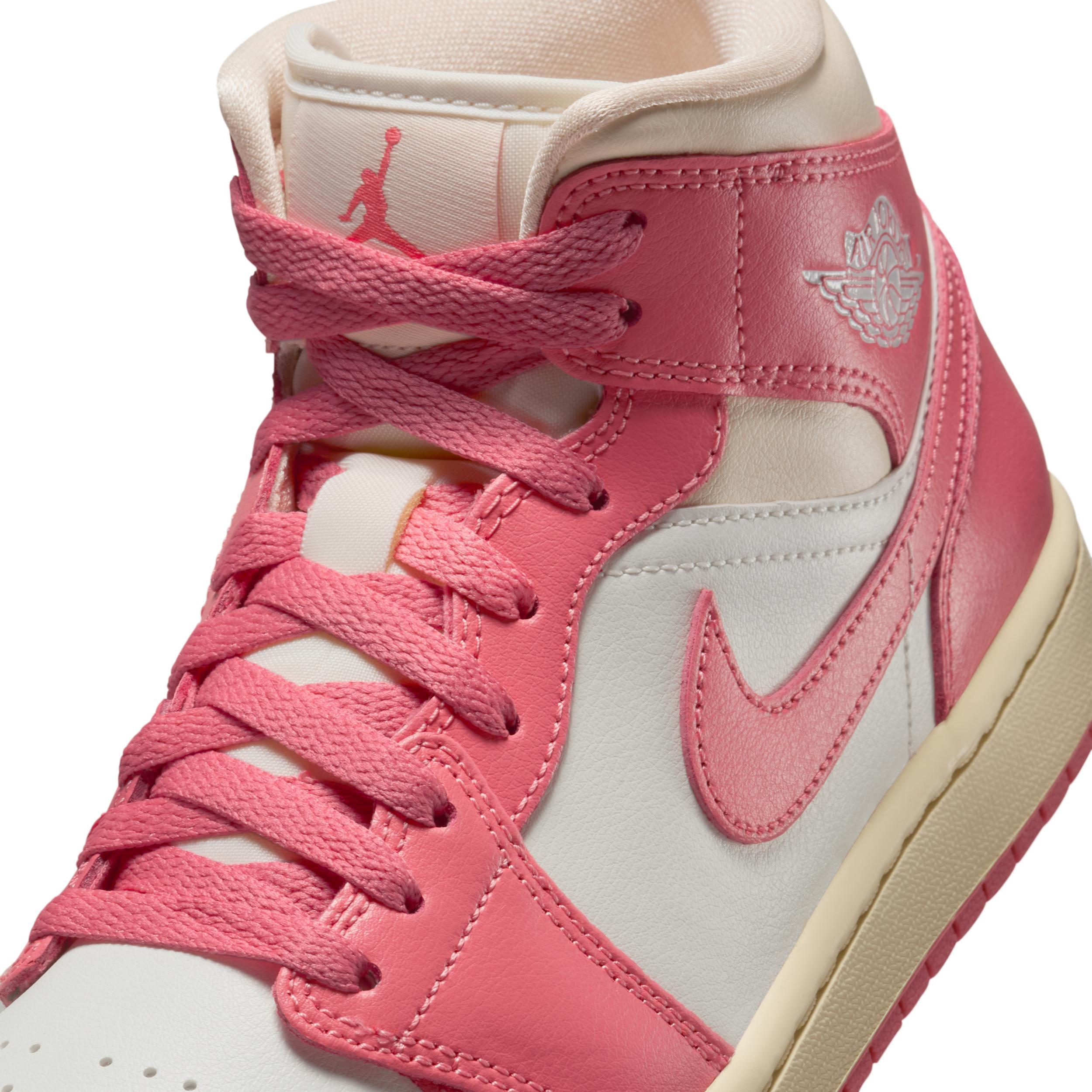 Jordan Womens Air Retro 1 Mid Casual Shoes Product Image