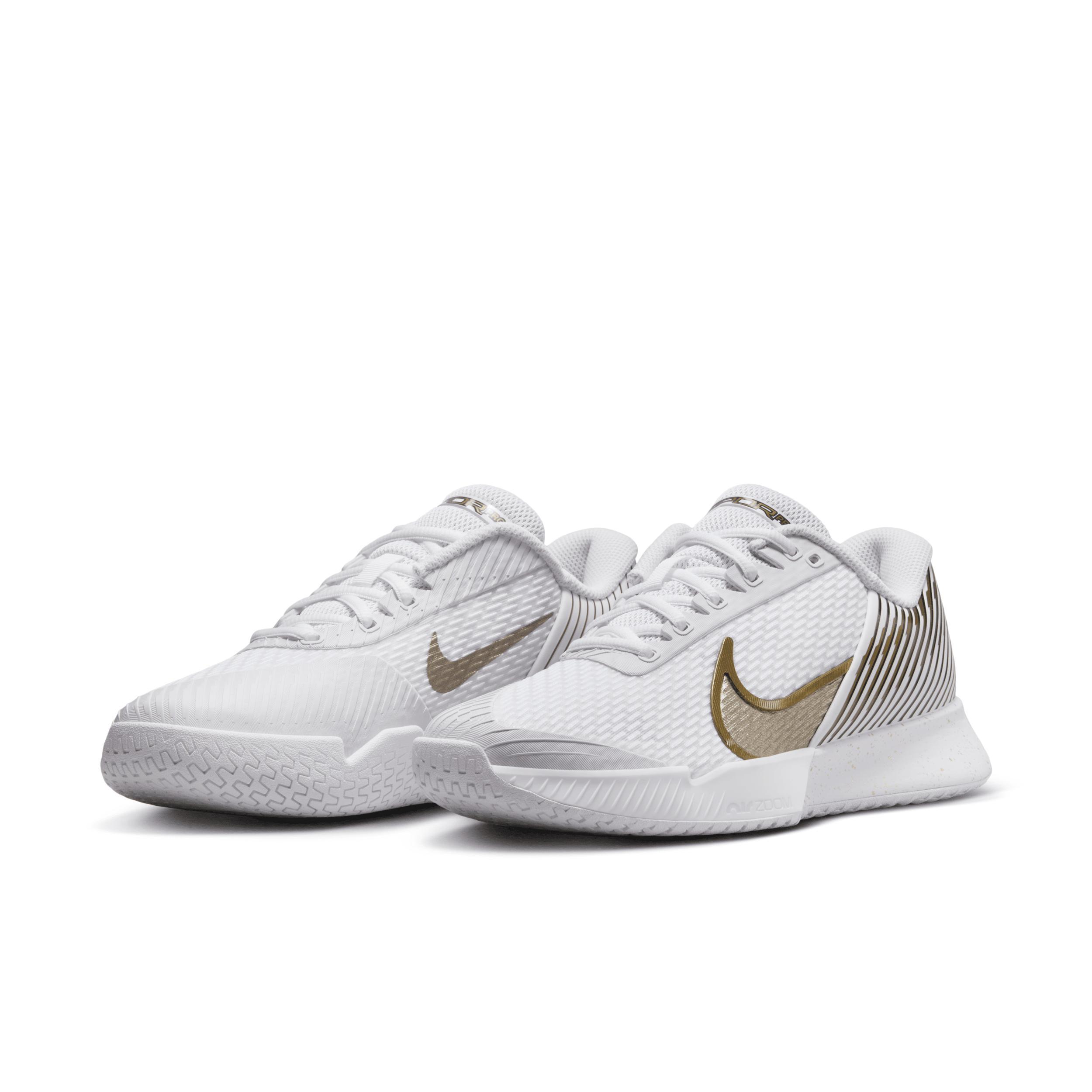Nike Women's Court Vapor Pro 2 Hard Court Tennis Shoes Product Image