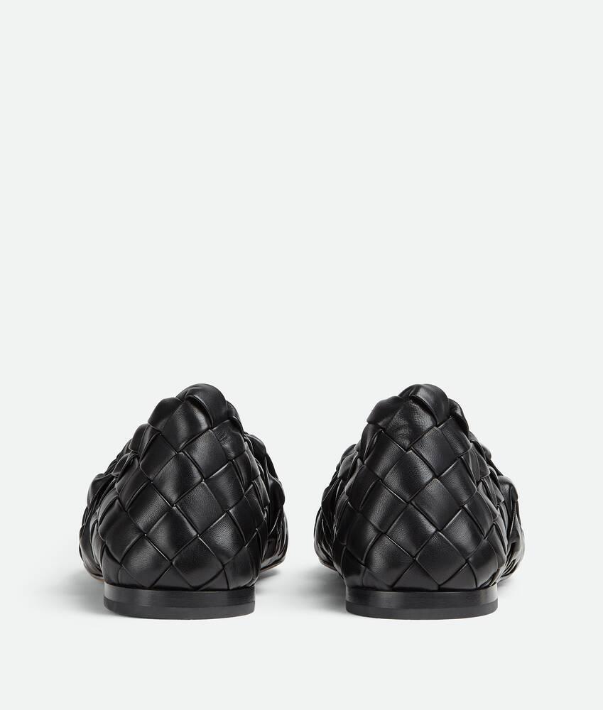 Men's Slipper in Black Product Image