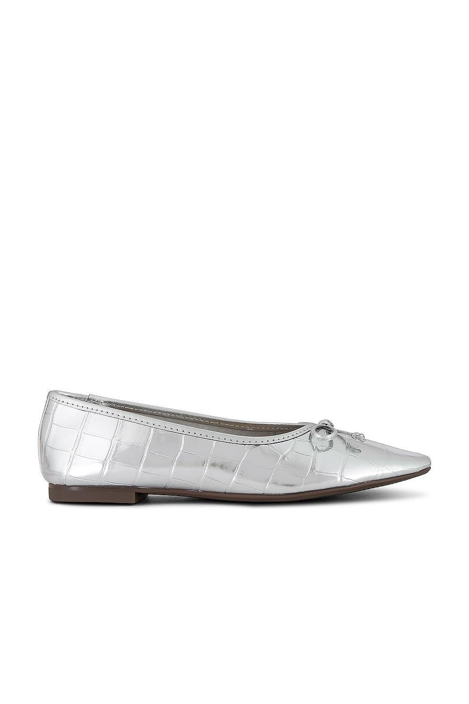Arissa Flat Schutz Product Image