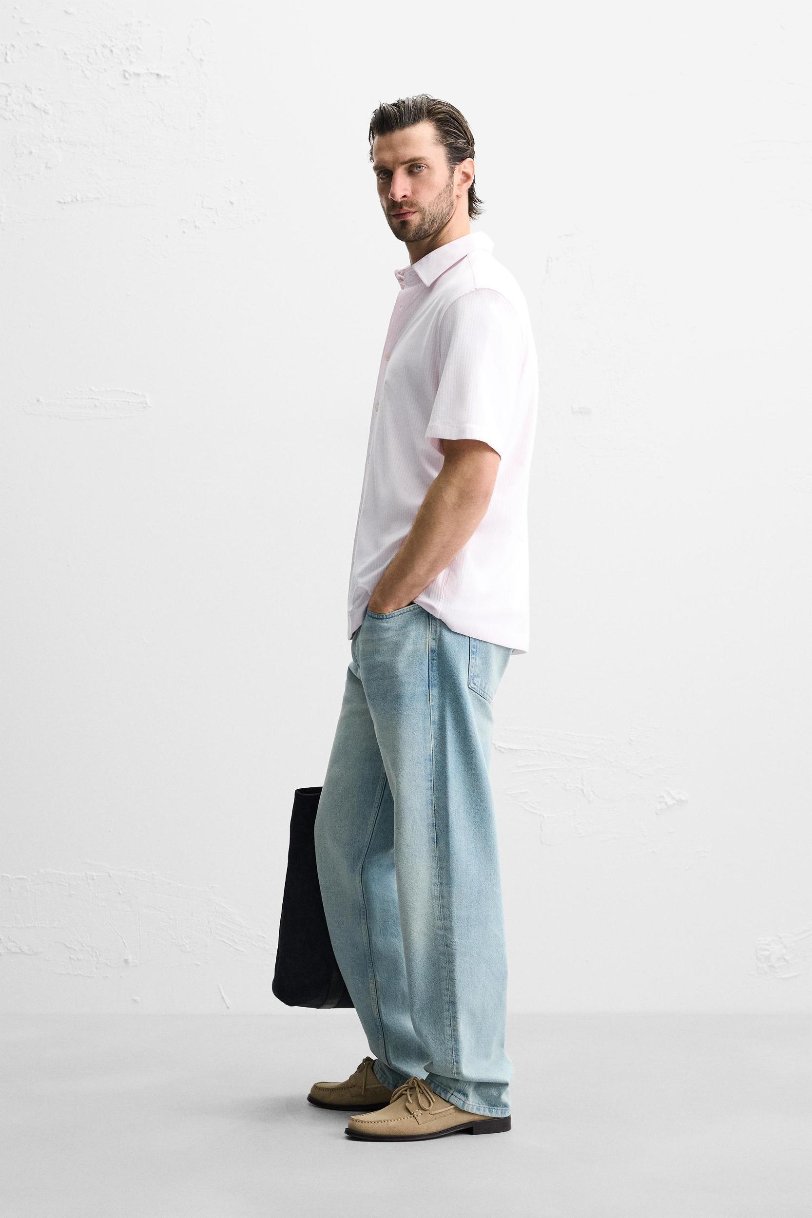 REGULAR FIT SOFT SHIRT Product Image