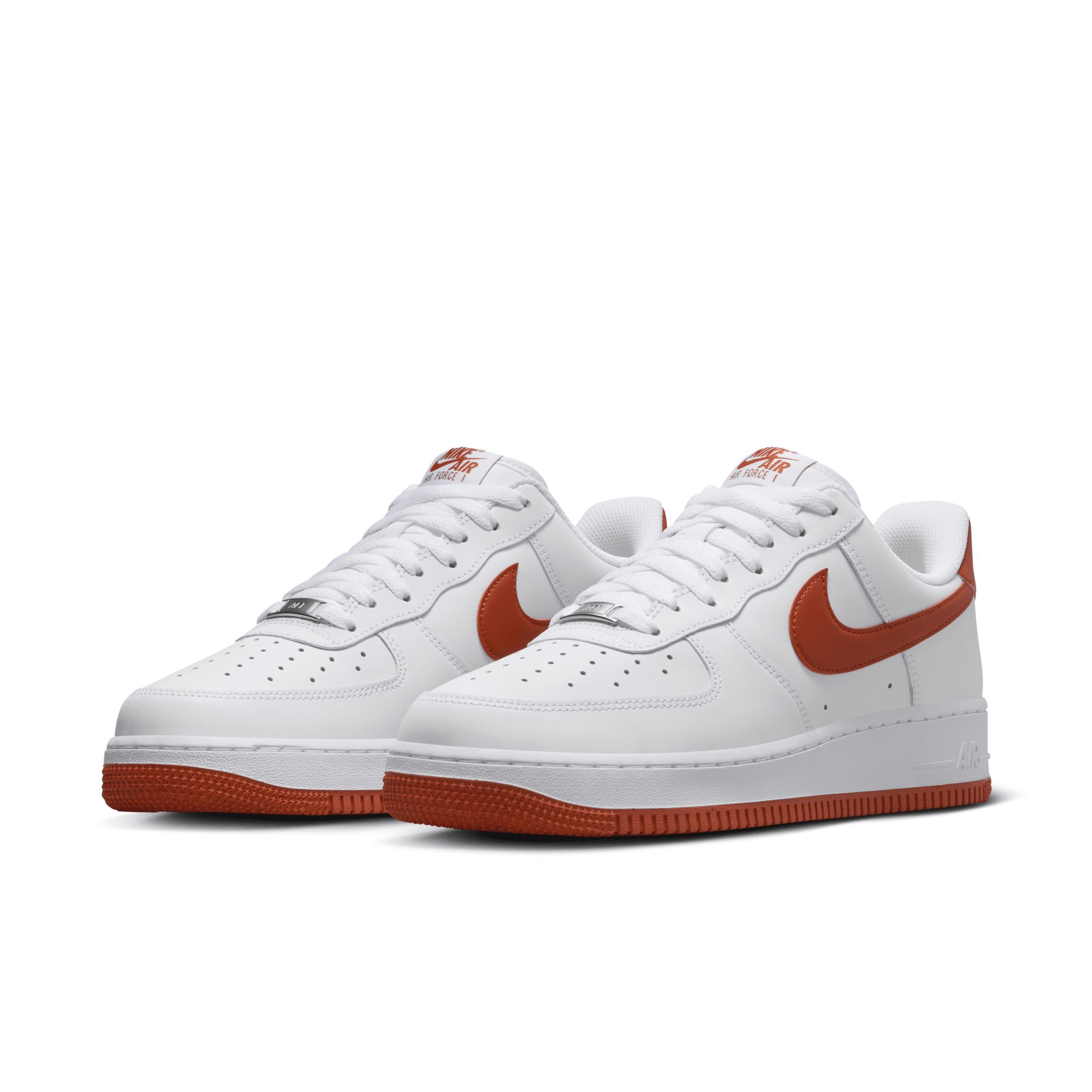 Nike Mens Nike Air Force 1 Low 07 - Mens Basketball Shoes Product Image