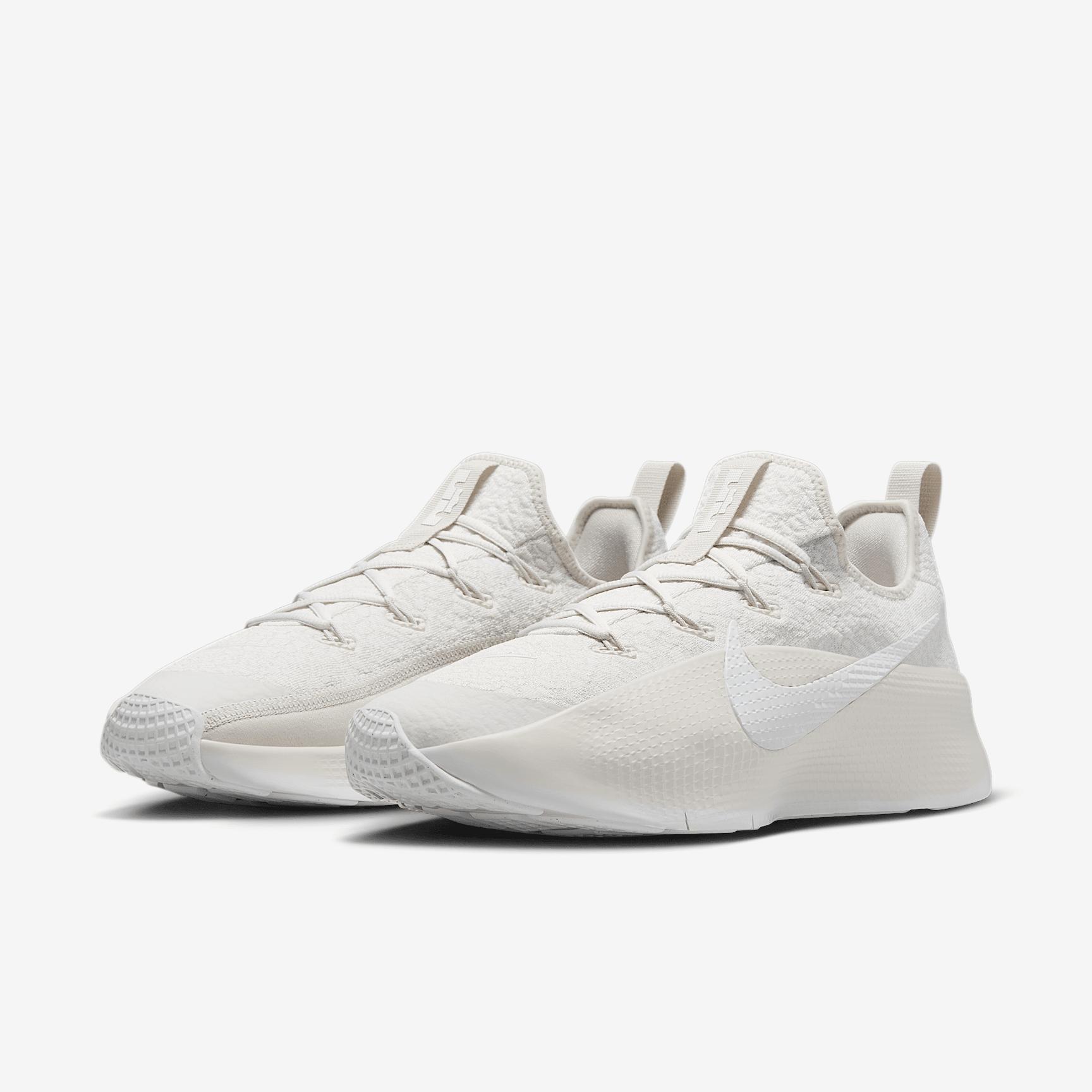 LeBron TR 1 Men's Workout Shoes Product Image