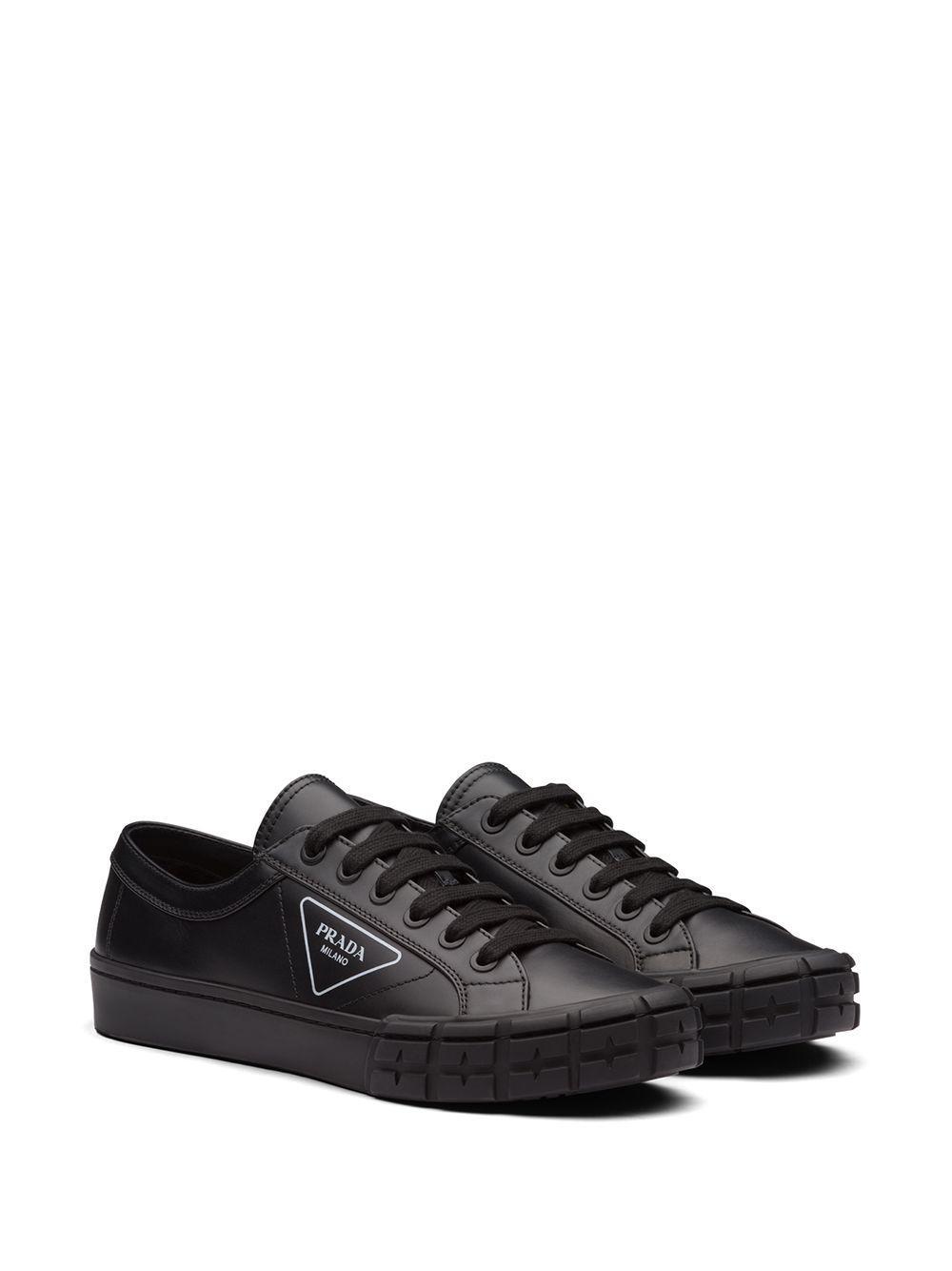 Wheel sneakers Product Image