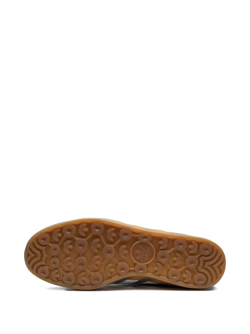 Gazelle 3-stripes suede sneakers Product Image