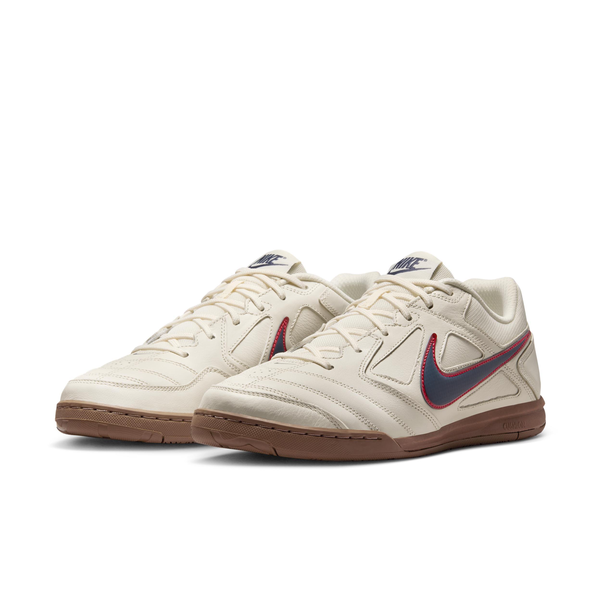 Nike Men's Gato Shoes Product Image