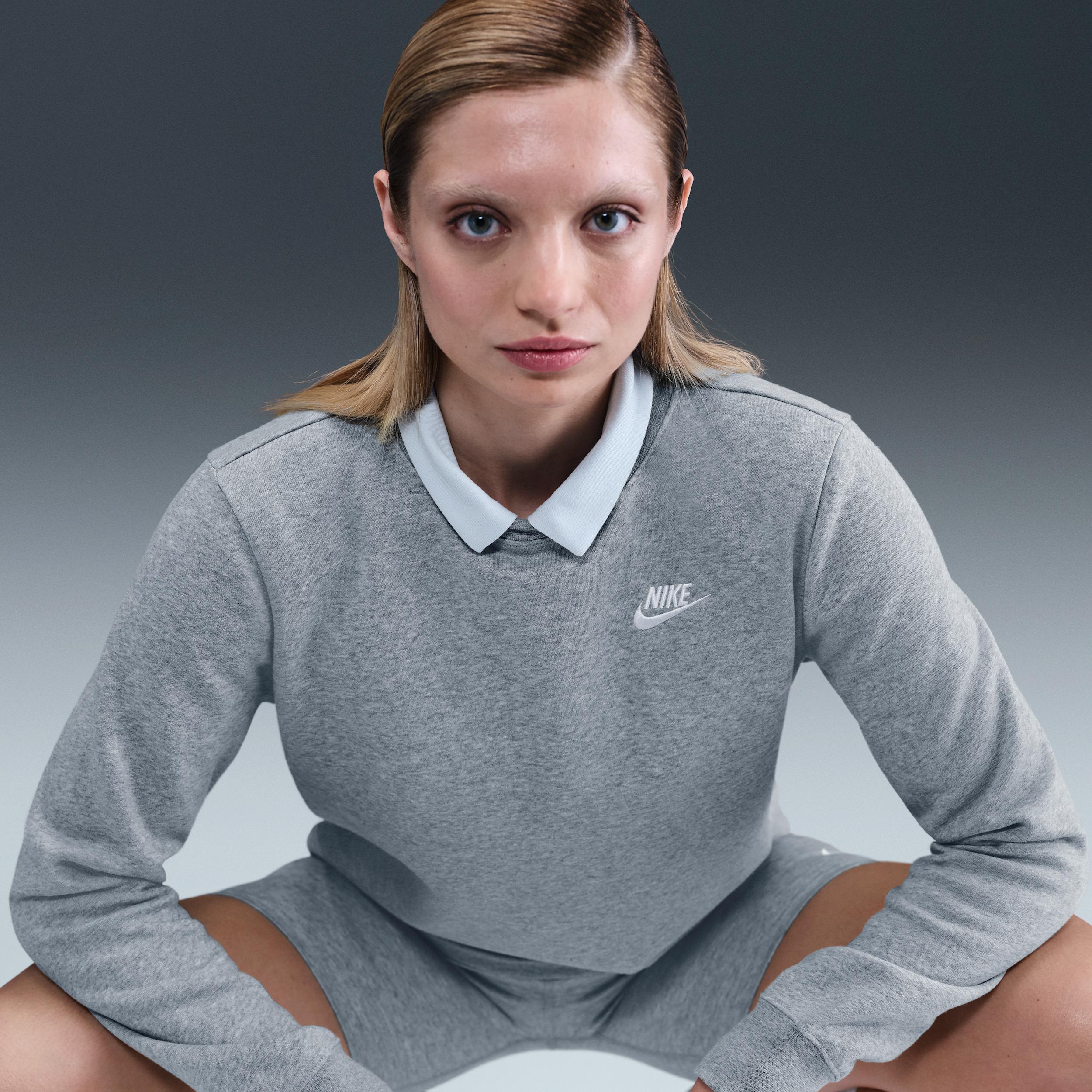 Women's Nike Sportswear Club Embroidered Logo Fleece Crewneck Sweatshirt, Size: XS, Soft Pink Product Image