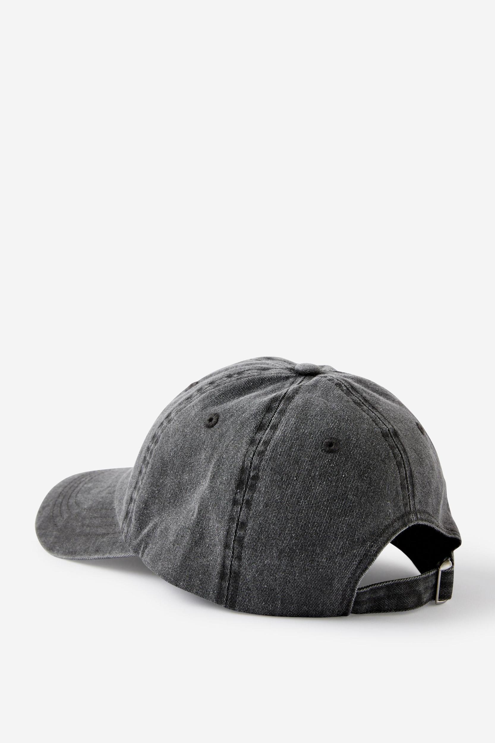 Active Graphic Cap Product Image