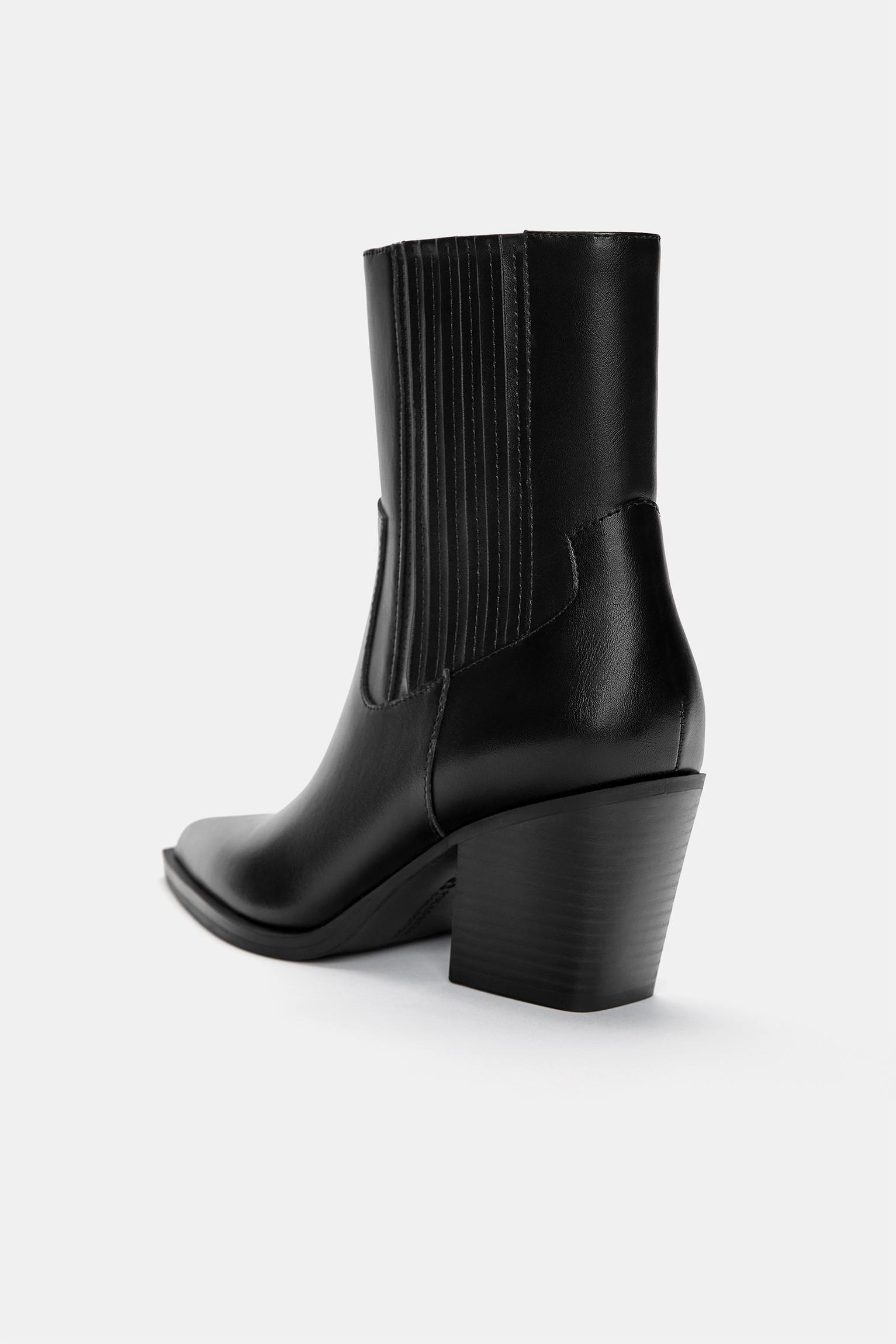 Heeled cowboy ankle boots Product Image