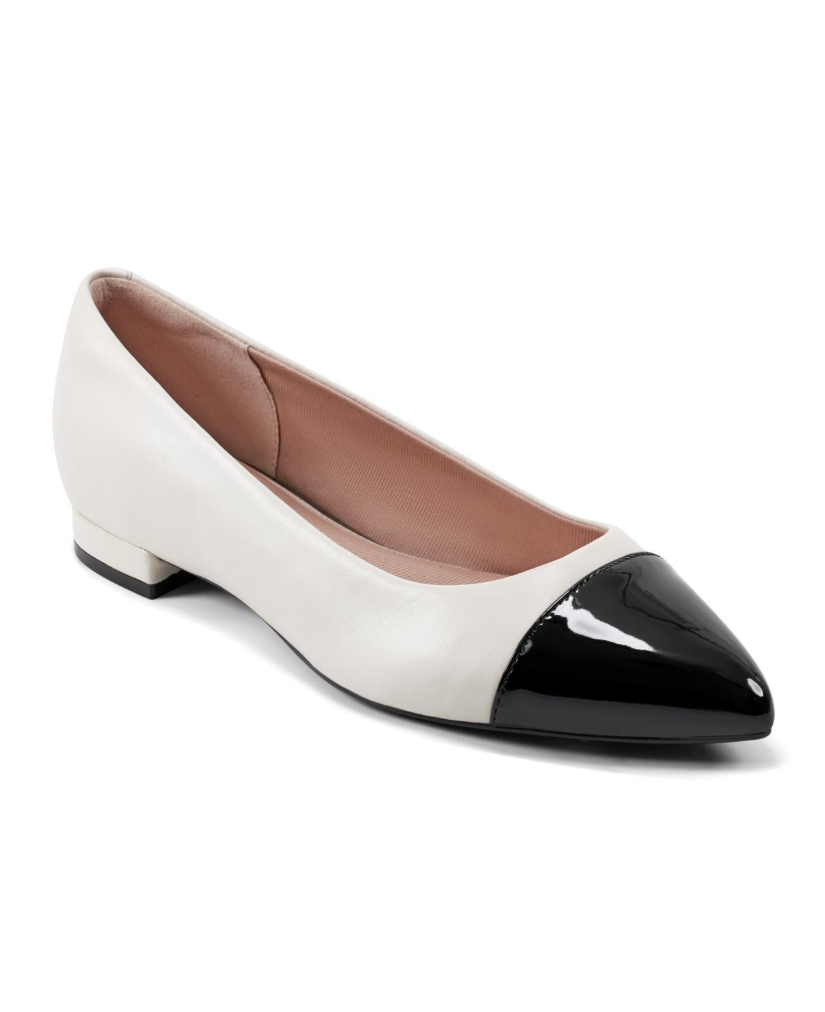 Rockport Womens Kenzie Total Motion Pointy Toe Dress Flats Product Image